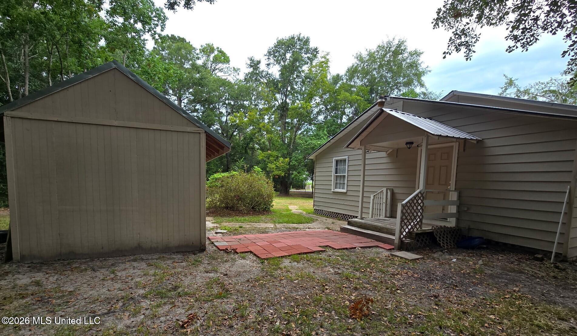 507 W Magnolia Street Property Photo 2