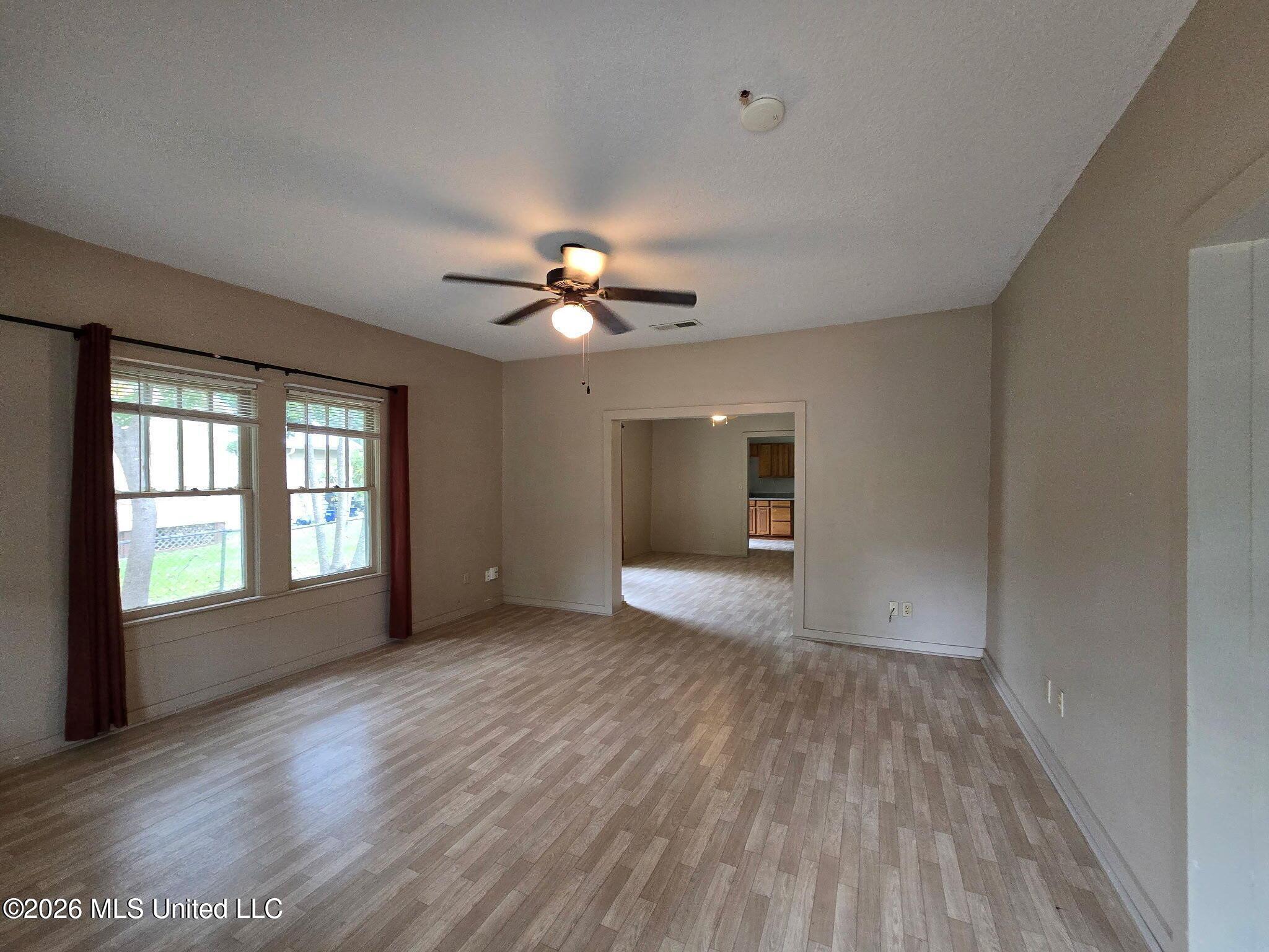 507 W Magnolia Street Property Photo 15