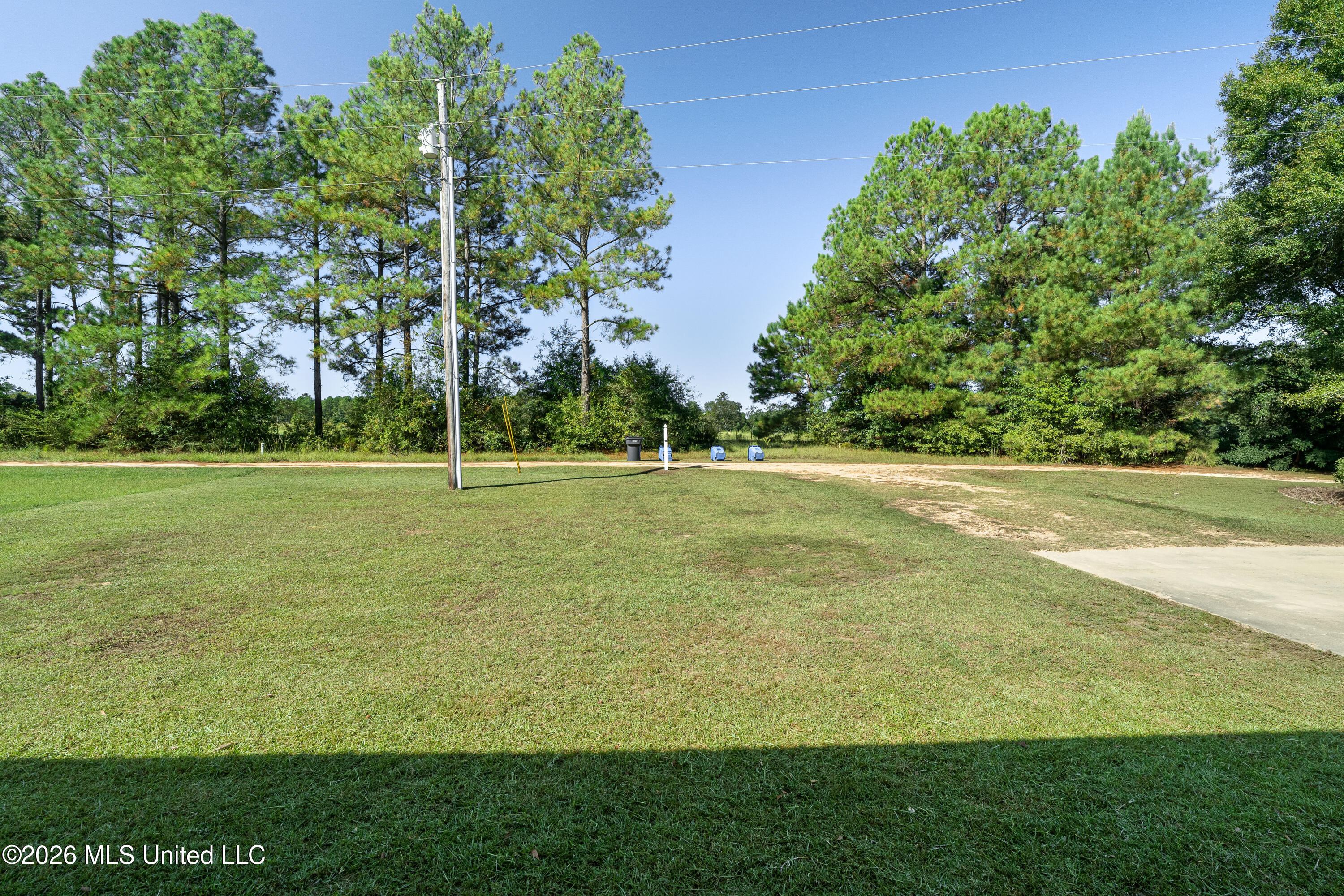 40 Glenn West Drive Property Photo 6