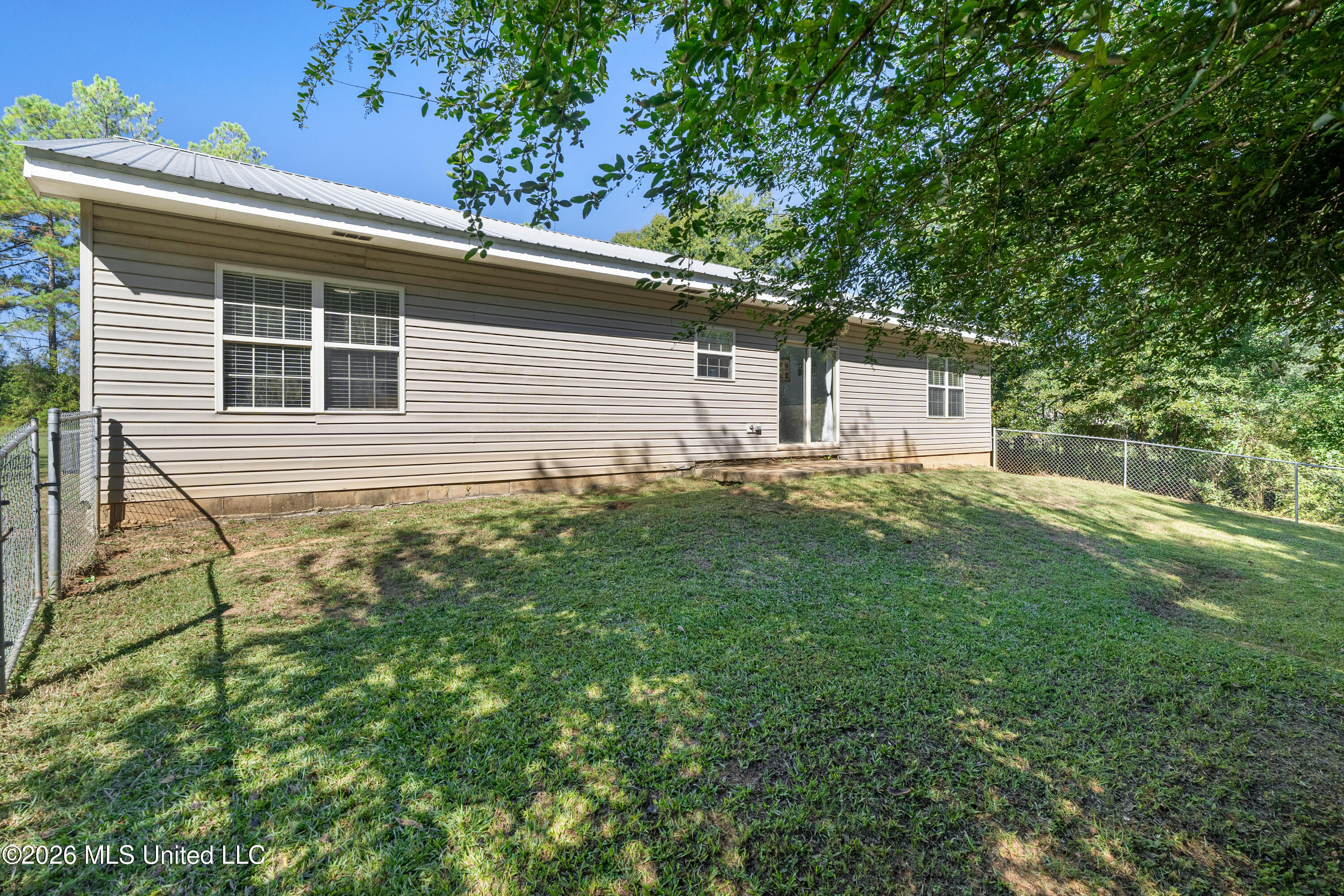 40 Glenn West Drive Property Photo 28