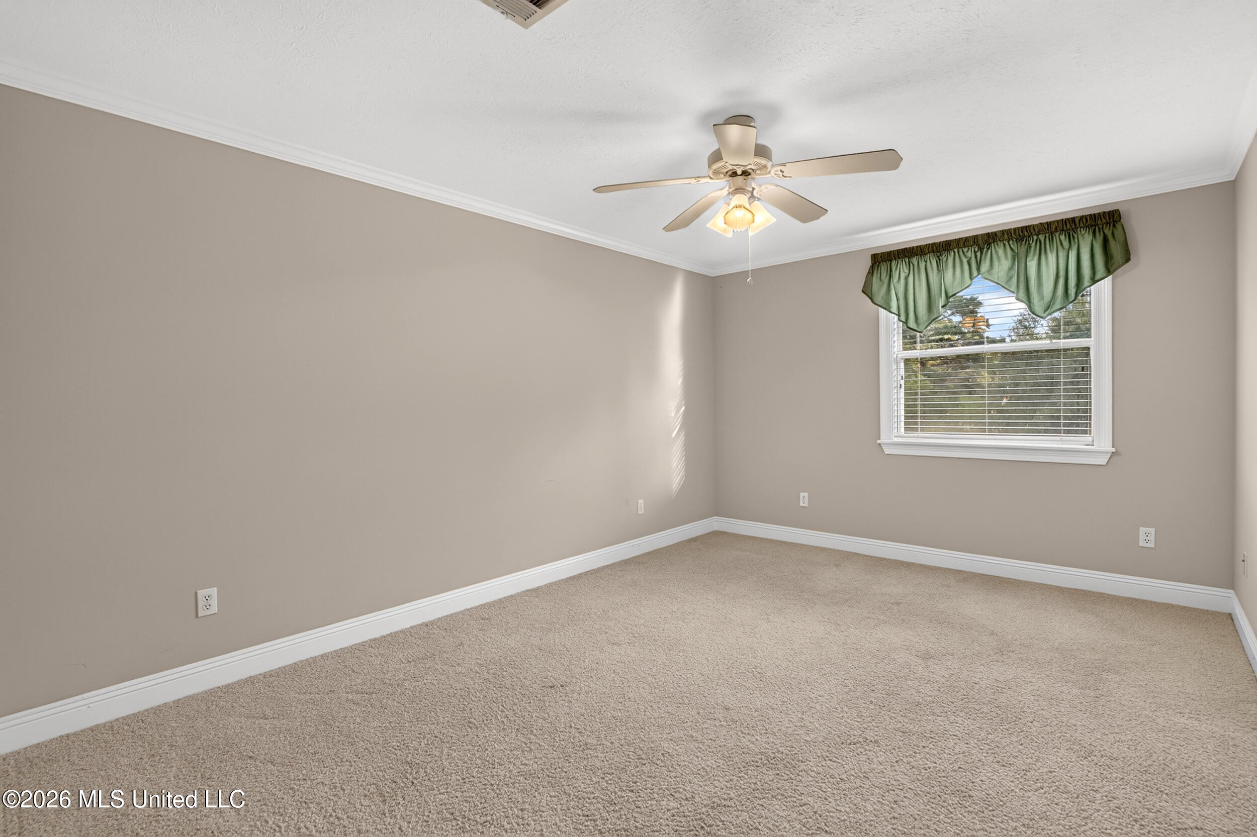 128 N Hill Drive Property Photo 38