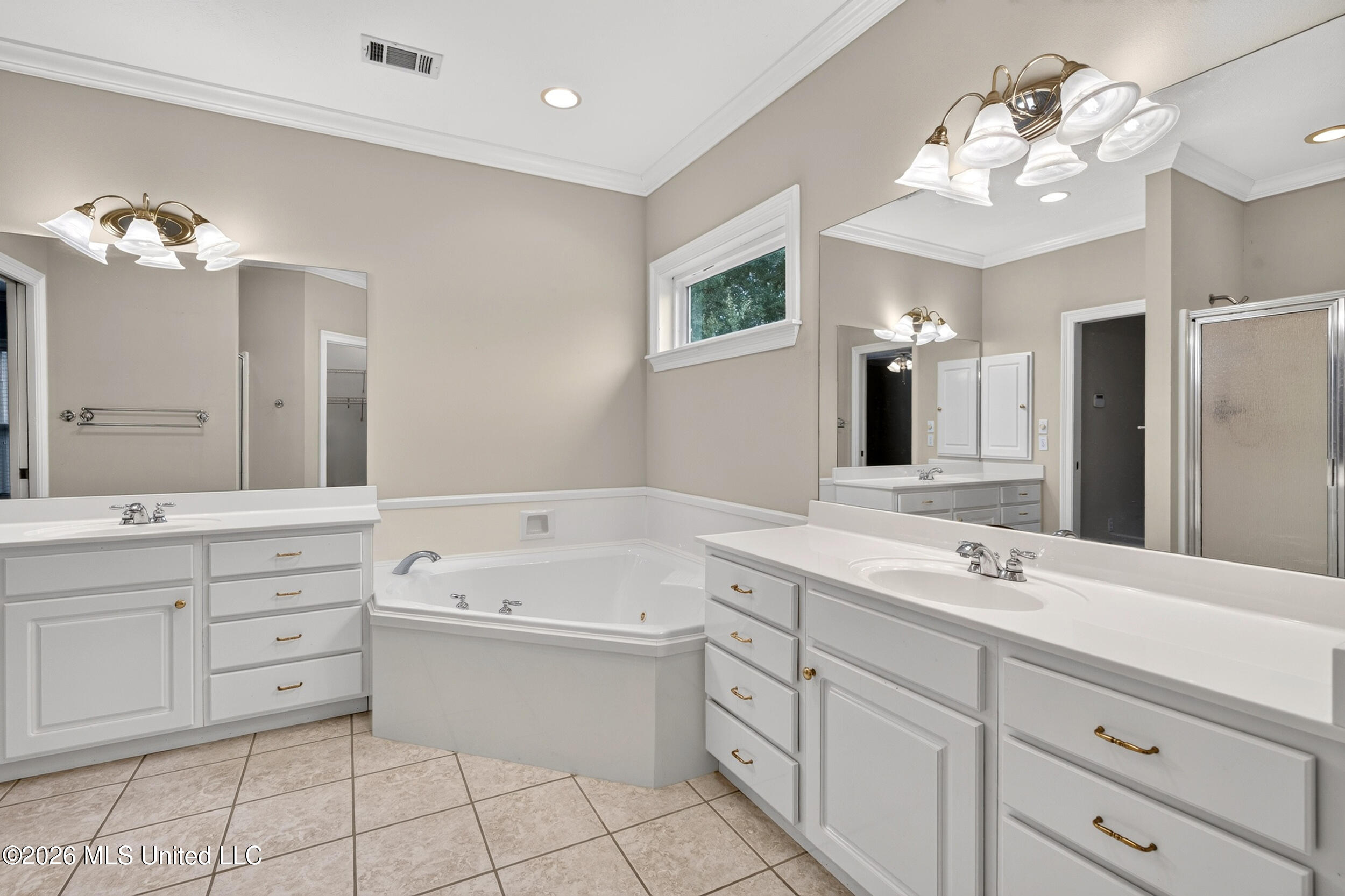 128 N Hill Drive Property Photo 45