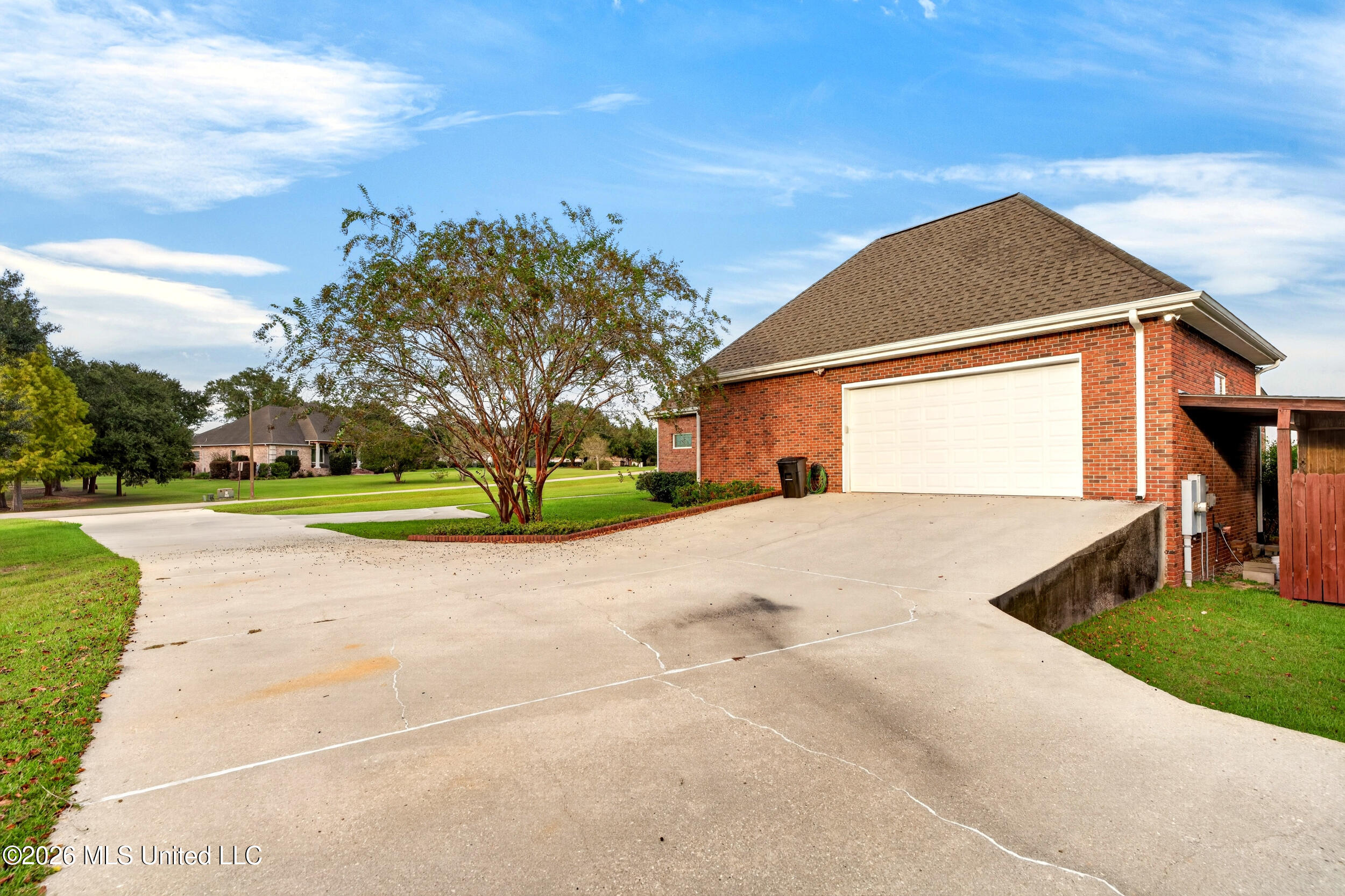 128 N Hill Drive Property Photo 67