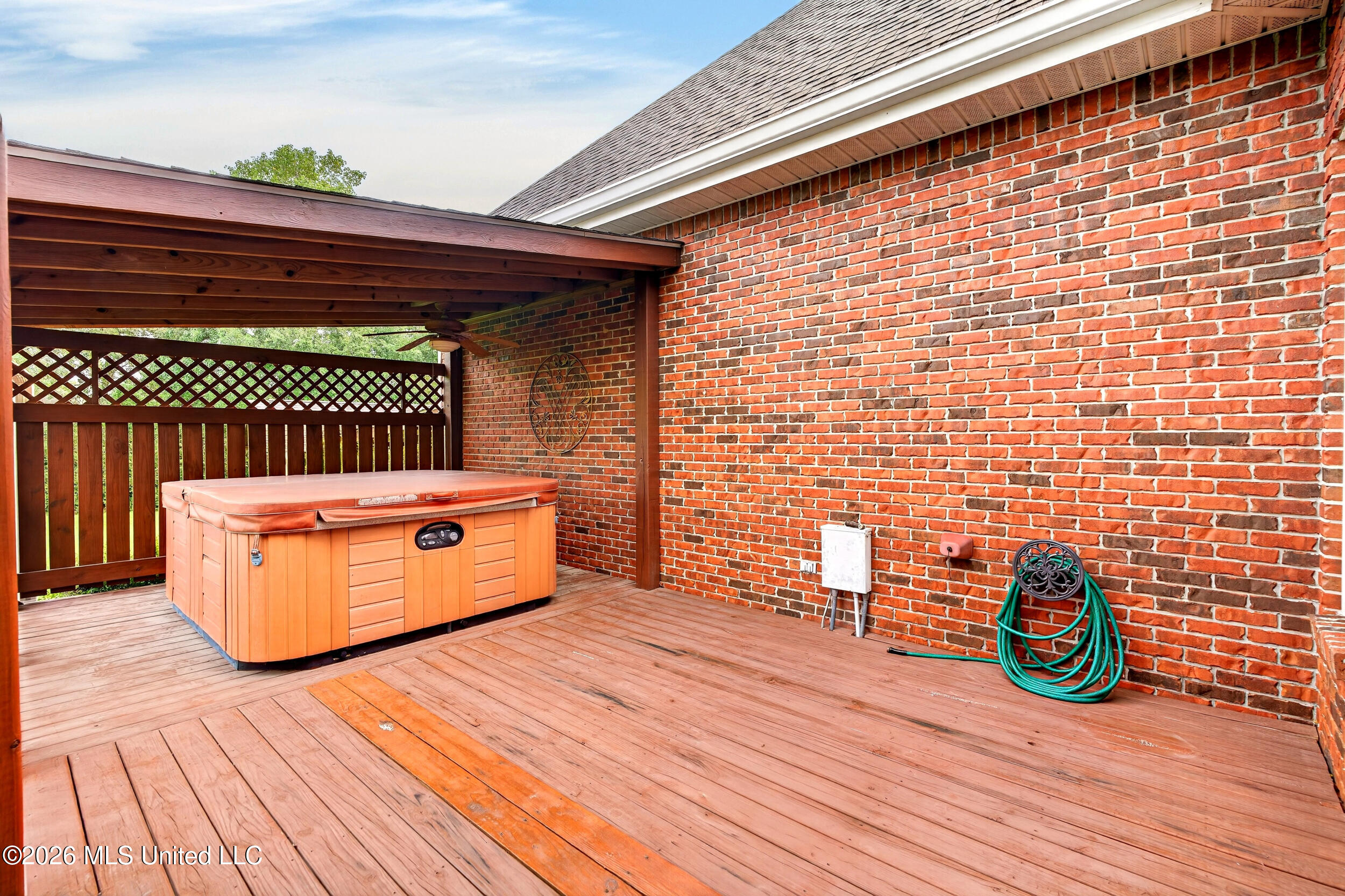 128 N Hill Drive Property Photo 71