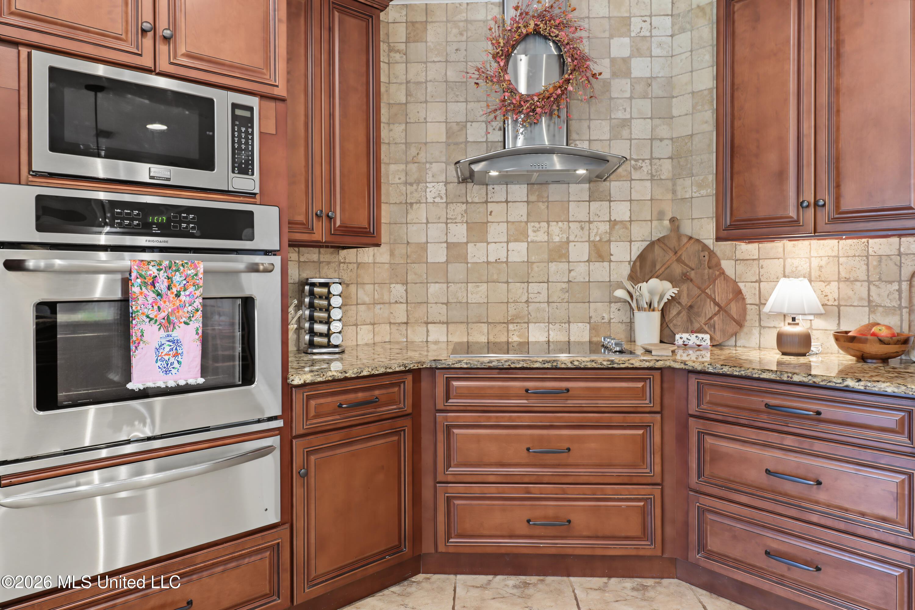 12480 Highland Drive Property Photo 11