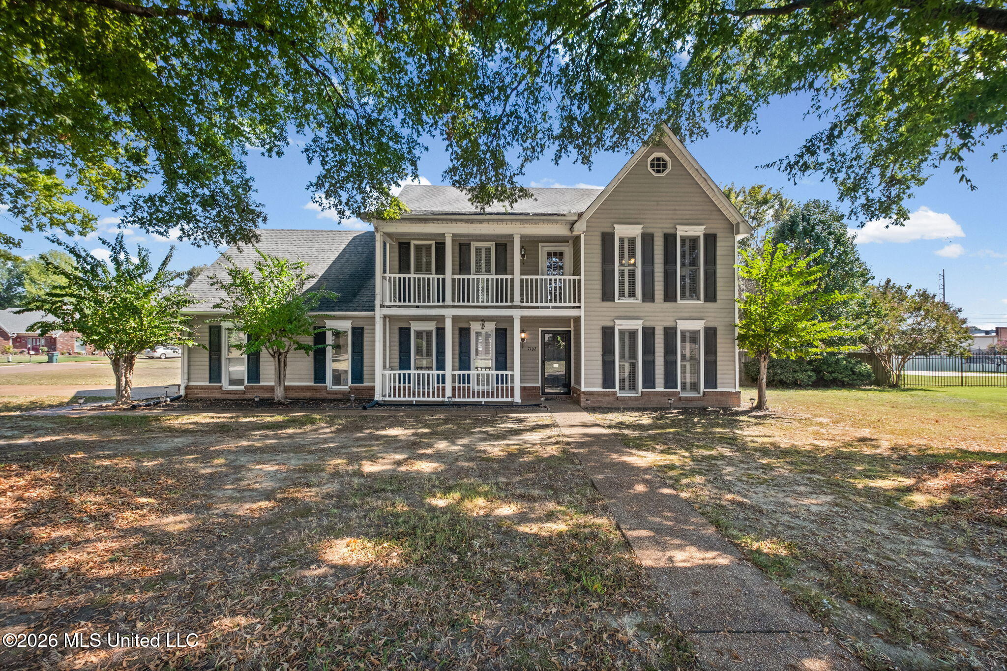 7102 Flower Creek Drive Property Photo 1