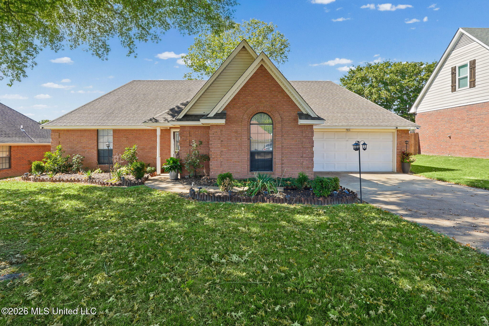7831 Richland Drive Property Photo 2