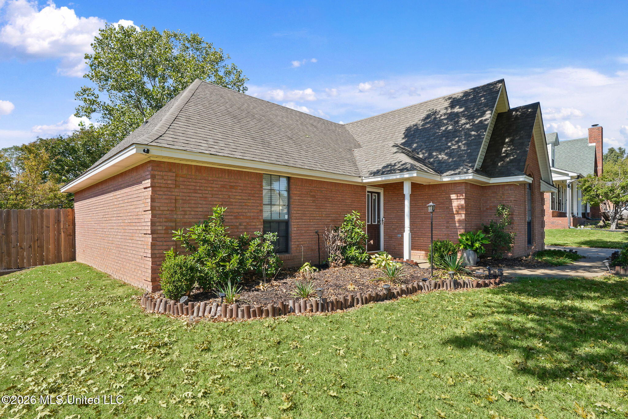 7831 Richland Drive Property Photo 3