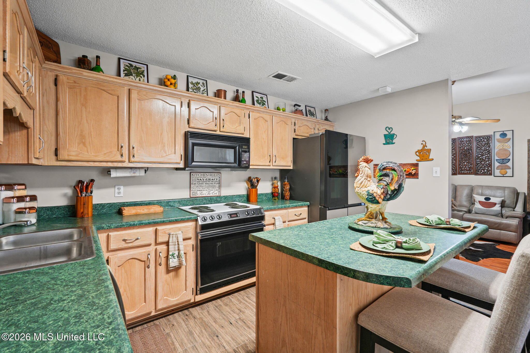 7831 Richland Drive Property Photo 10