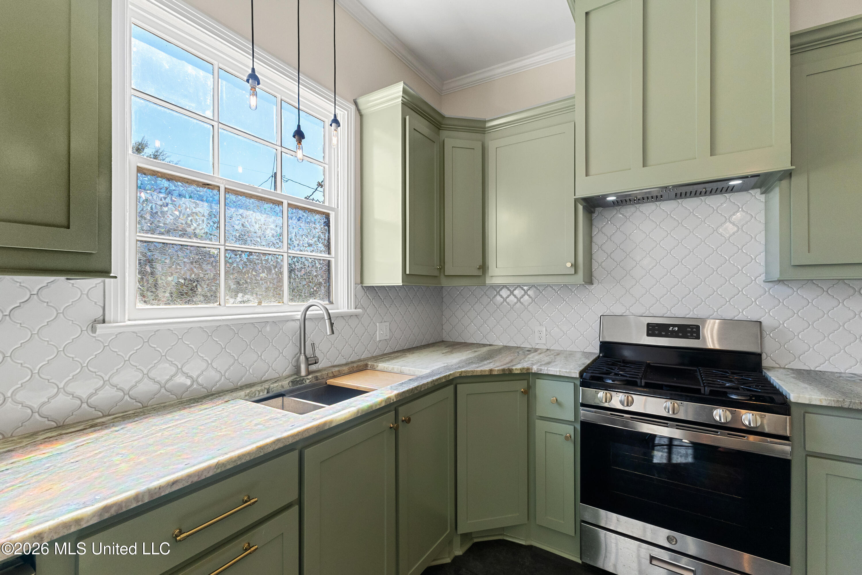 125 S 12th Avenue Property Photo 14