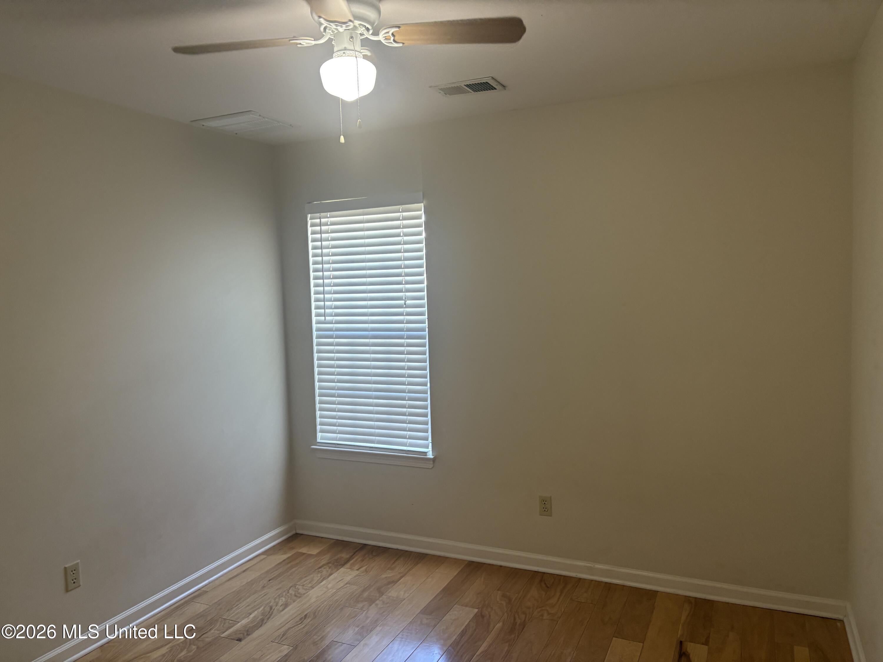7056 Tudor Lane Property Photo 9