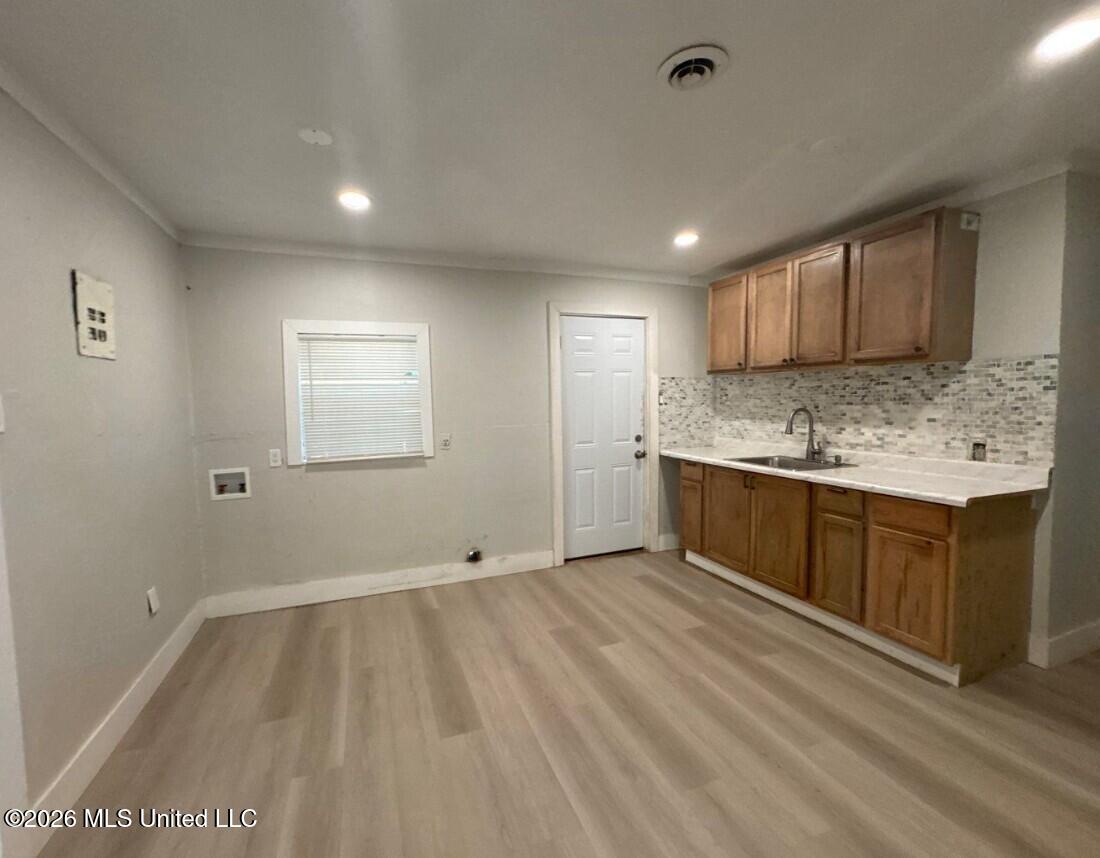 467 Boling Street Property Photo 3