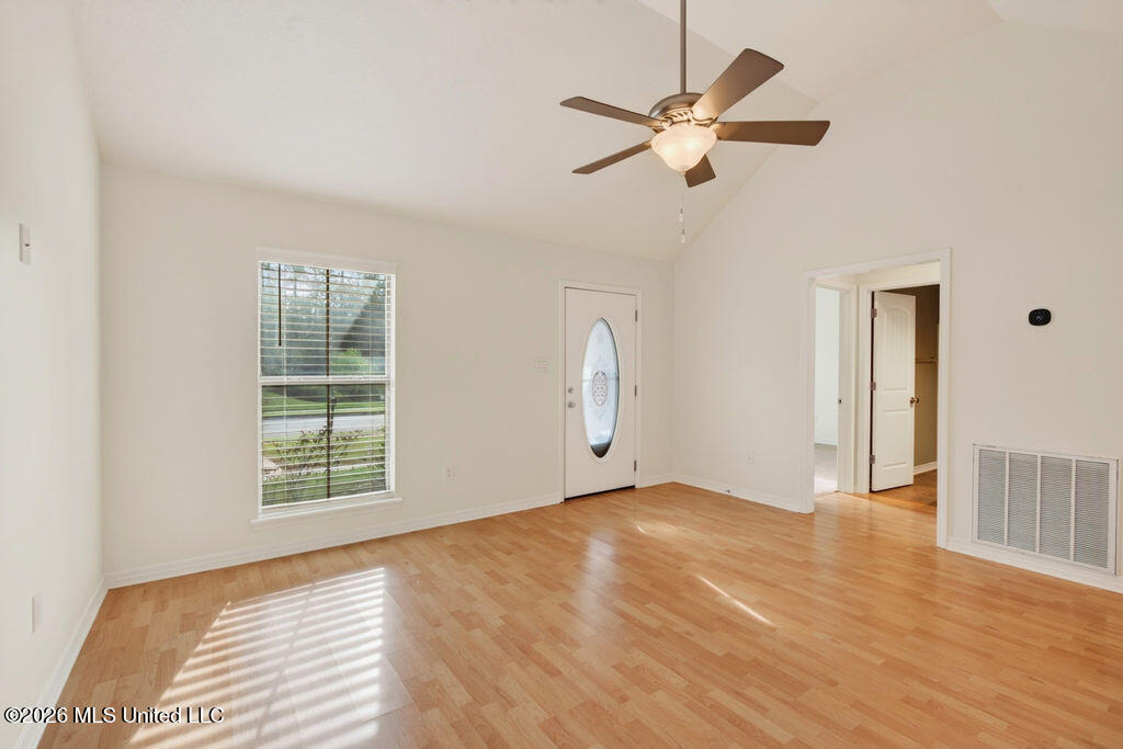 13687 Lawton Lane Property Photo 5