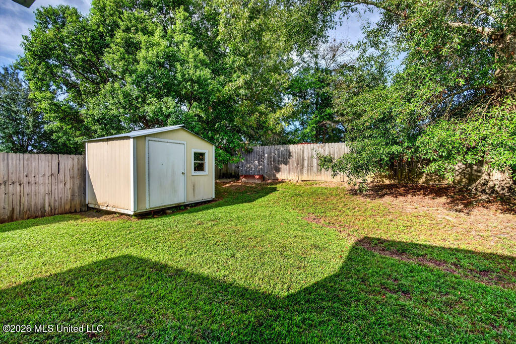 13687 Lawton Lane Property Photo 24