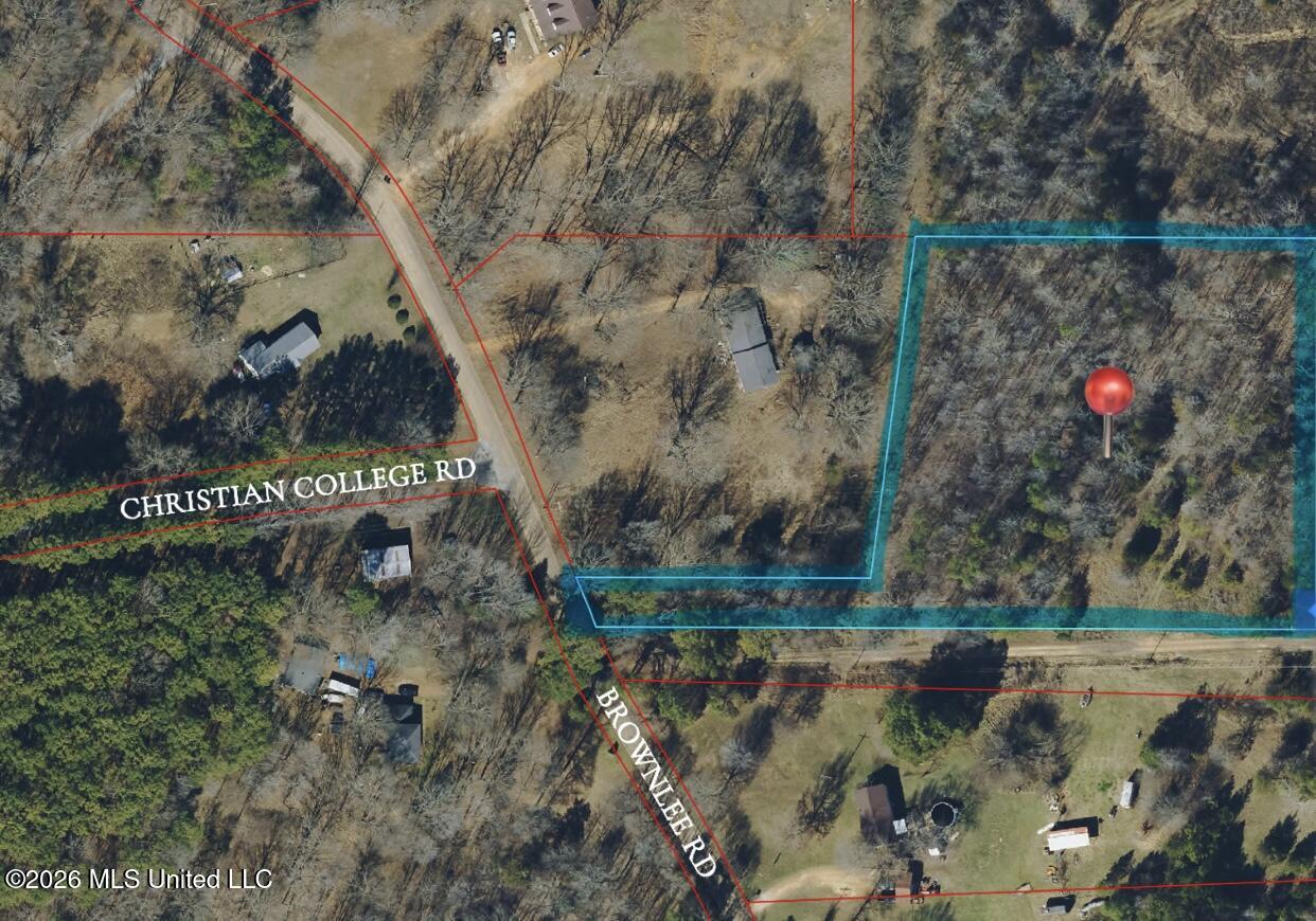 Brownlee Road Property Photo 5