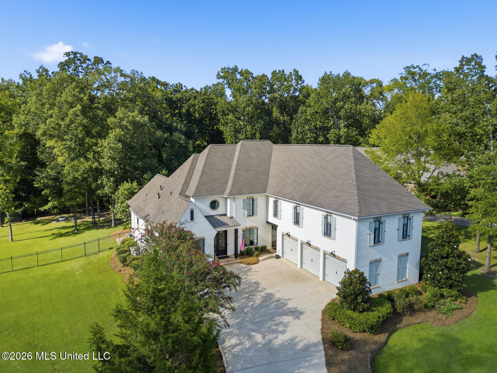 128 Langdon Drive Property Photo 1