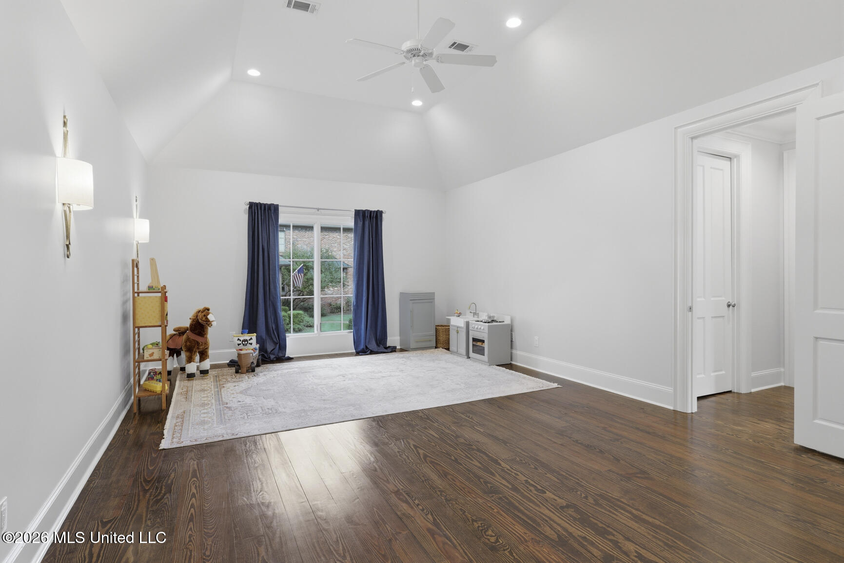128 Langdon Drive Property Photo 42