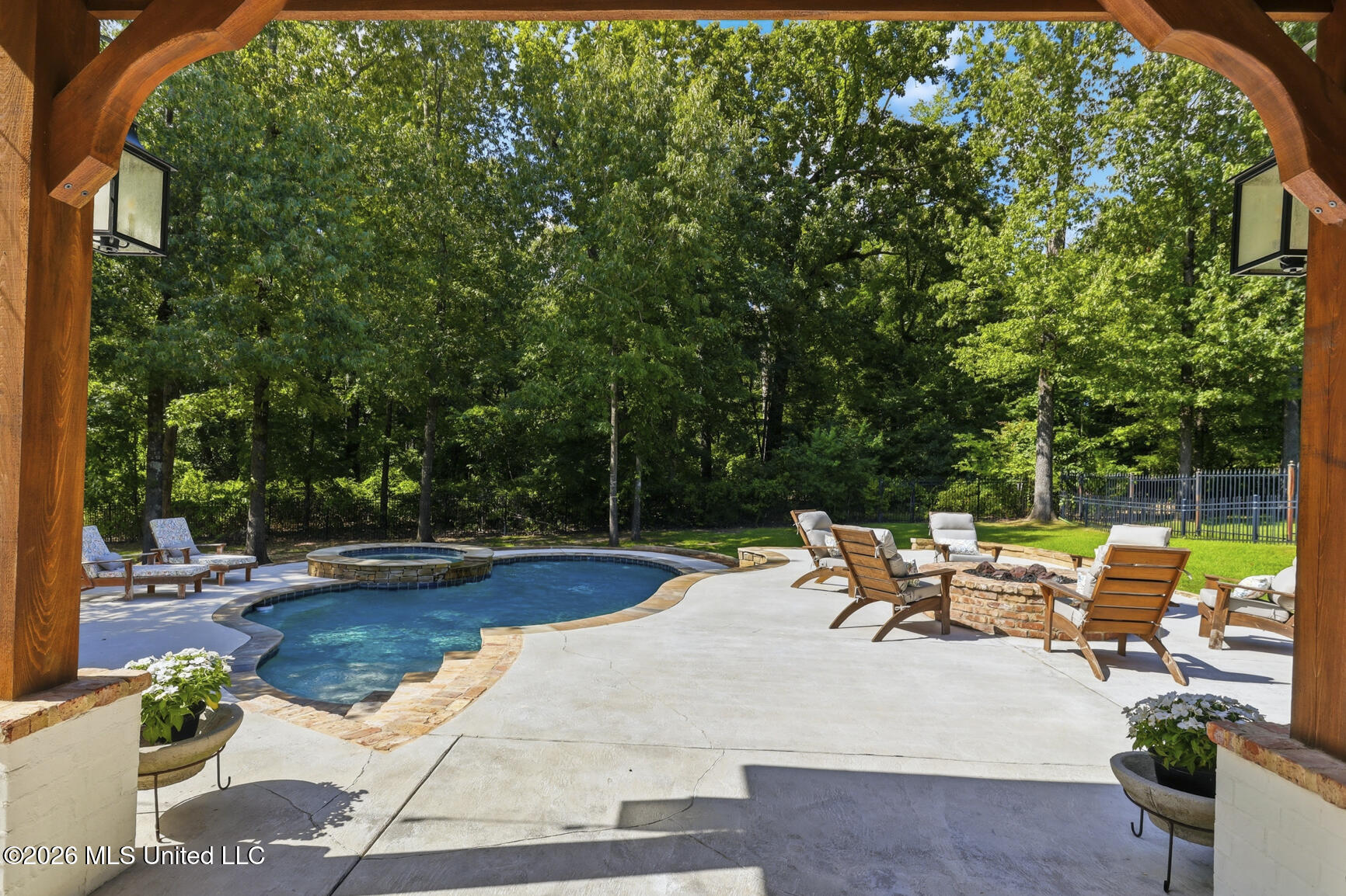 128 Langdon Drive Property Photo 63