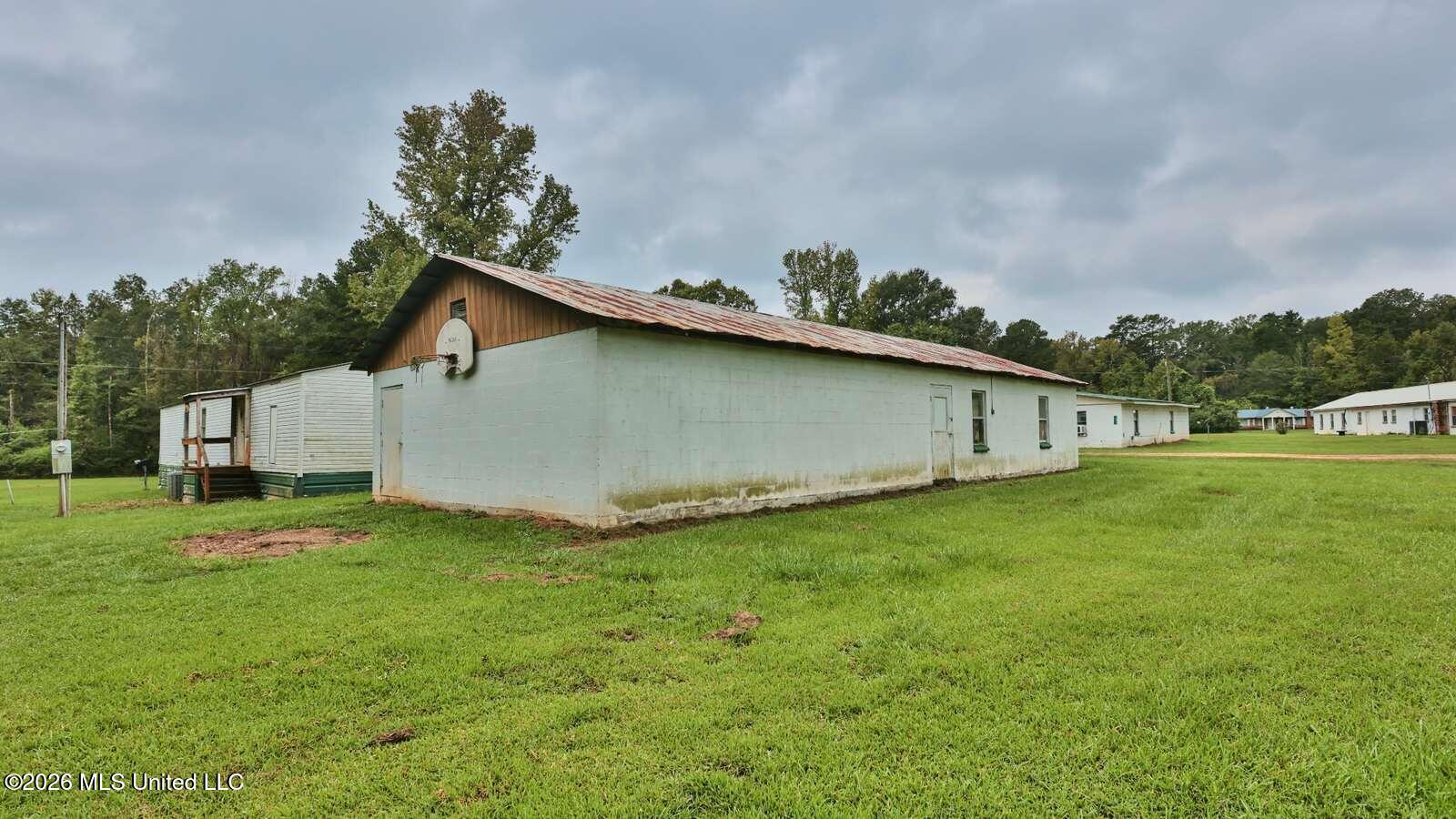 1004 Sunshine Mountain Lane Property Photo 6