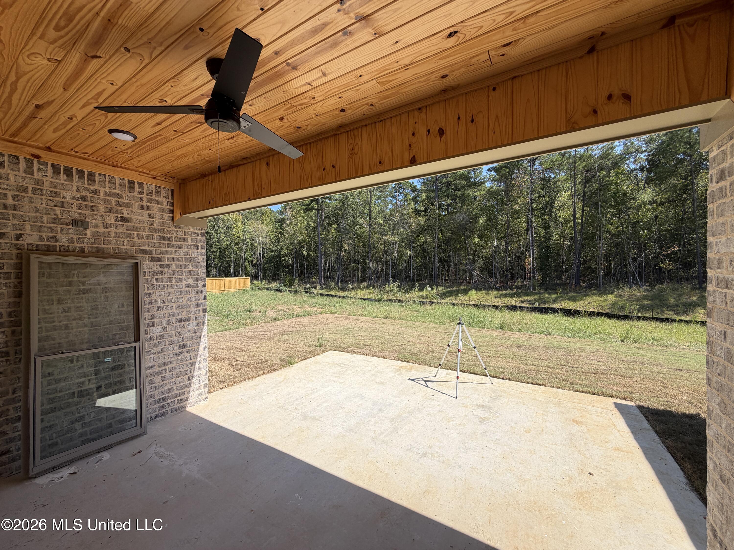 219 Anderson Oaks Drive Property Photo 23