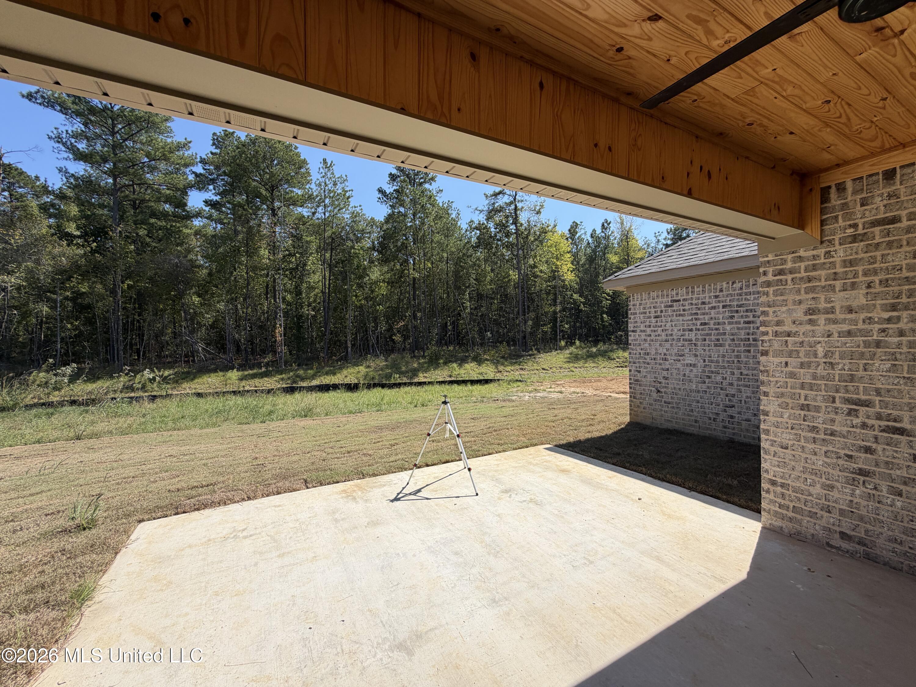 219 Anderson Oaks Drive Property Photo 24