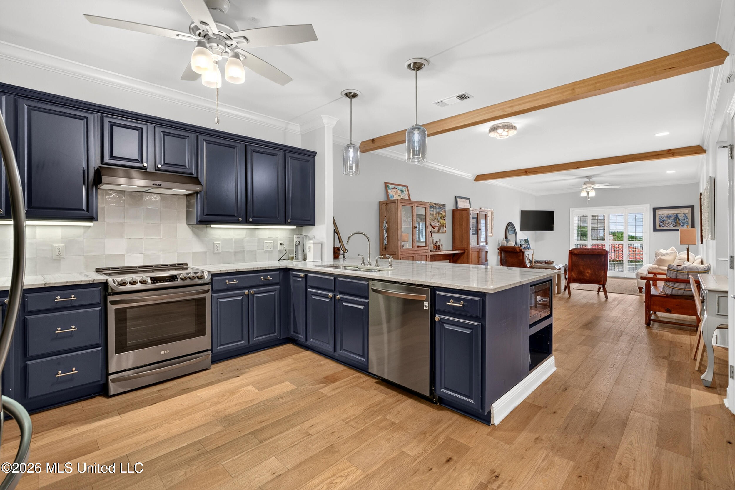 1453 E Beach Boulevard Property Photo 4