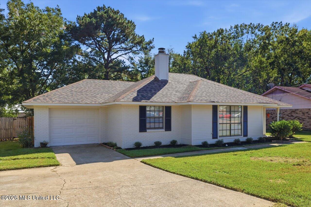 4615 Wyndallwood Drive Property Photo 3