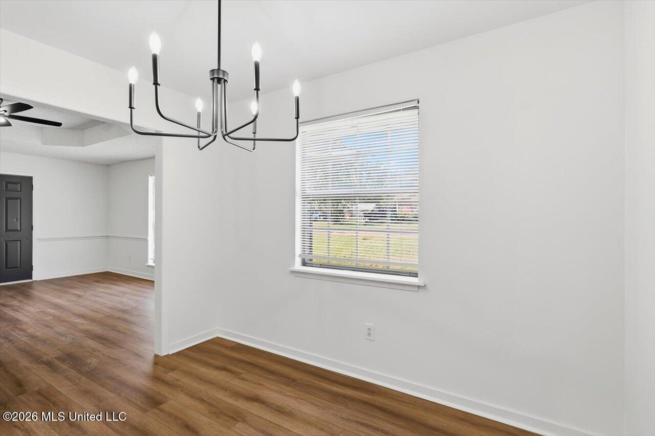4615 Wyndallwood Drive Property Photo 14