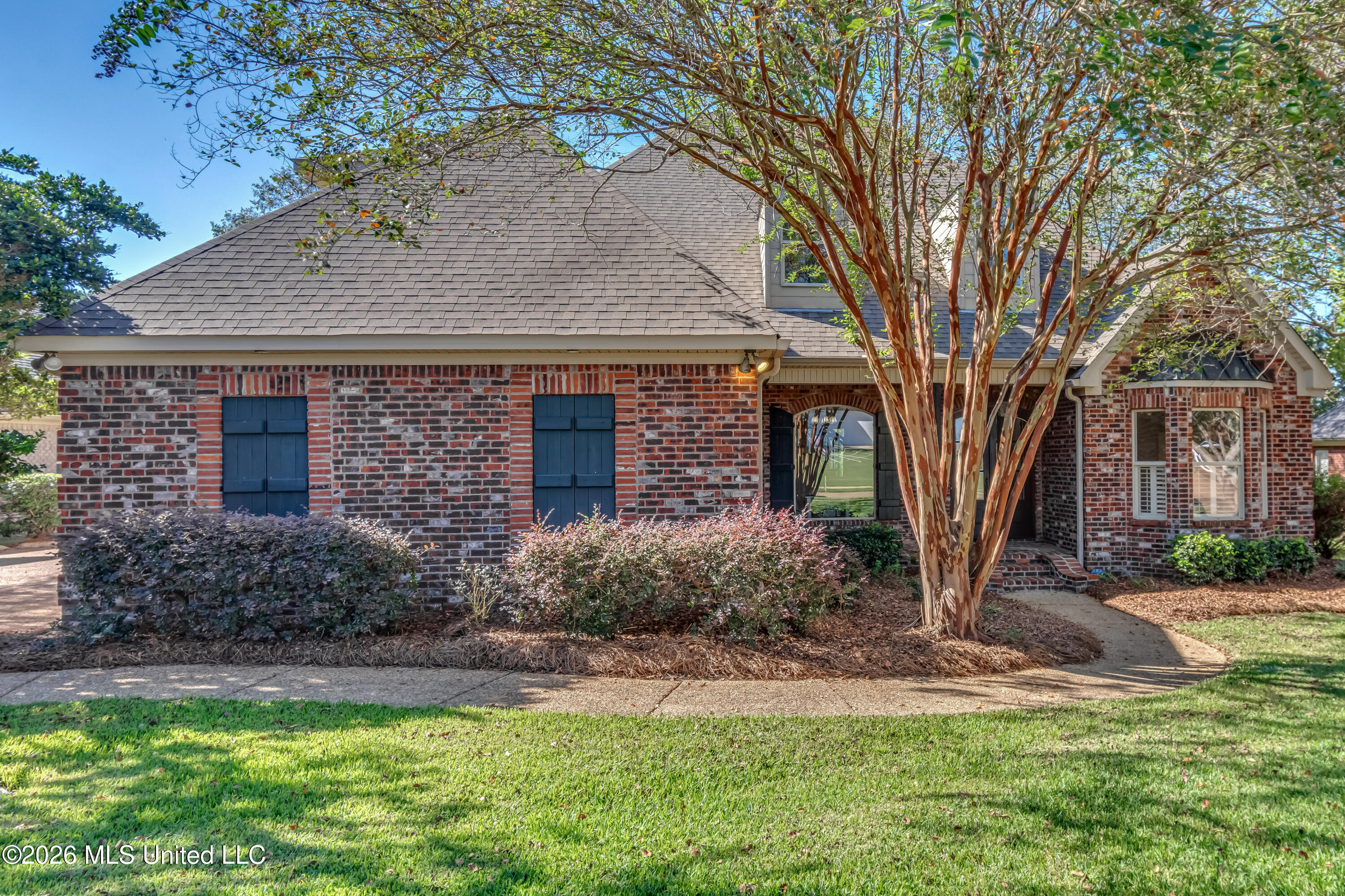 118 Woodlands Glen Circle Property Photo 4