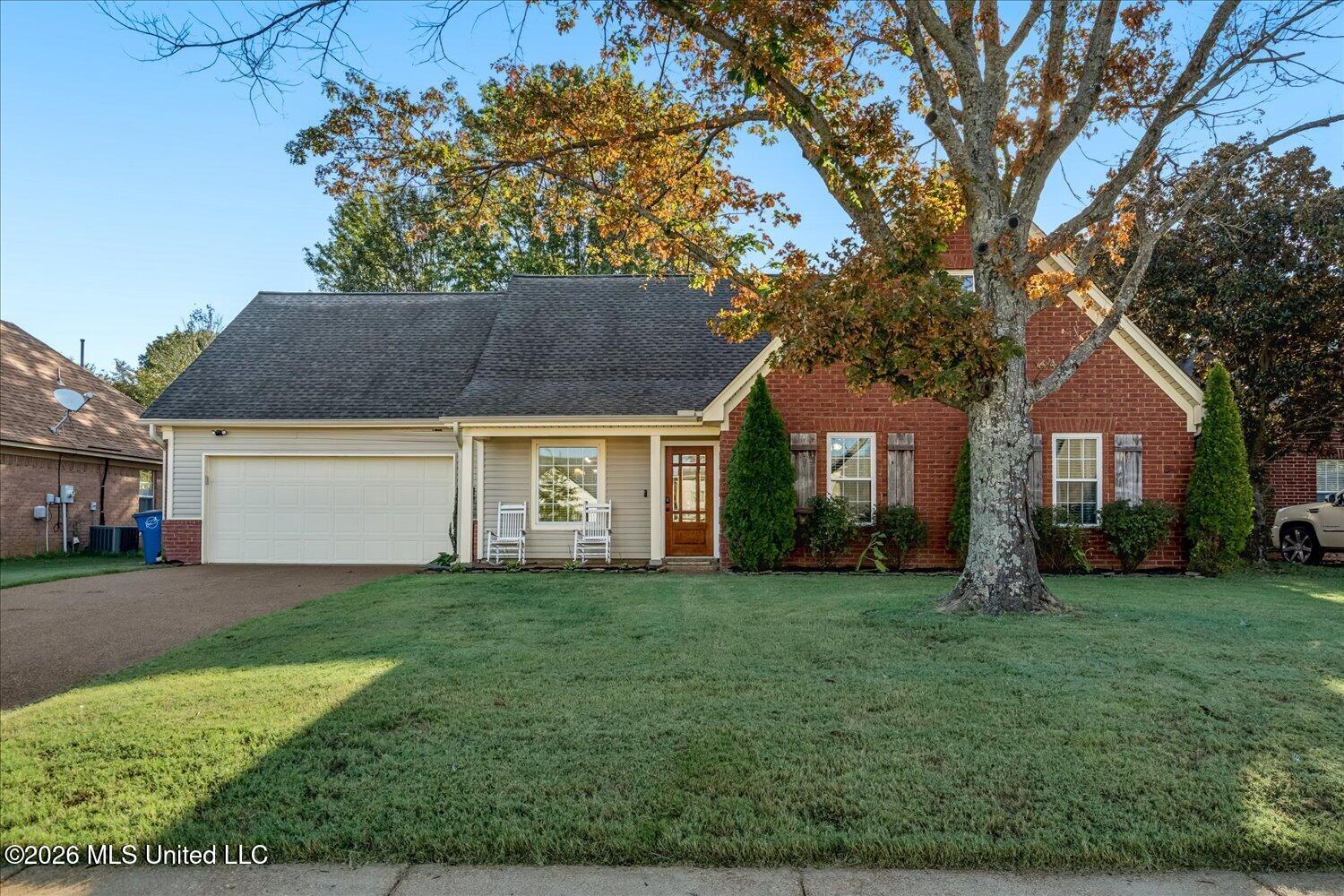 9062 Hickory Drive Property Photo 1