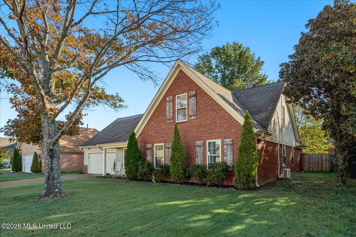 9062 Hickory Drive Property Photo 2