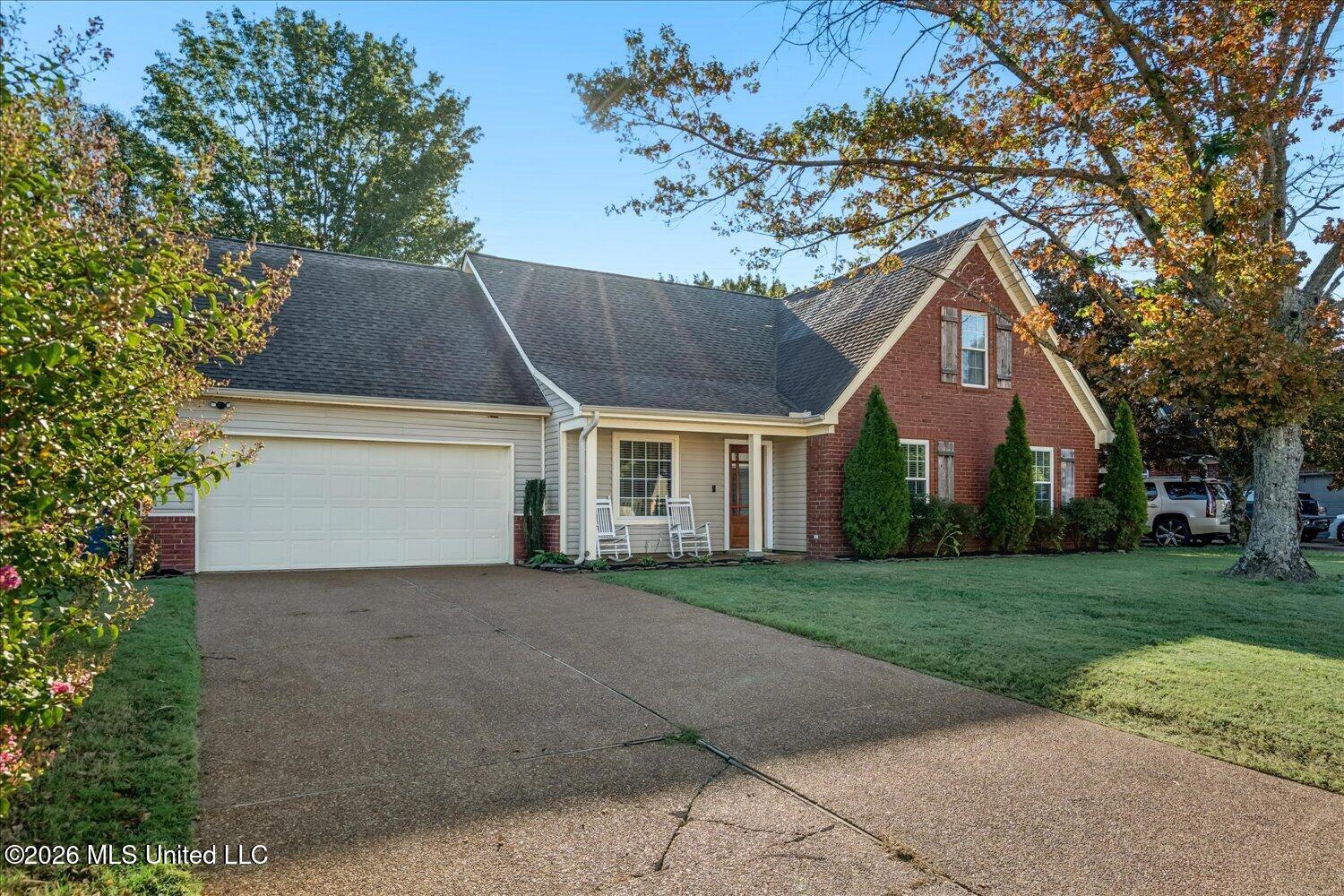 9062 Hickory Drive Property Photo 3