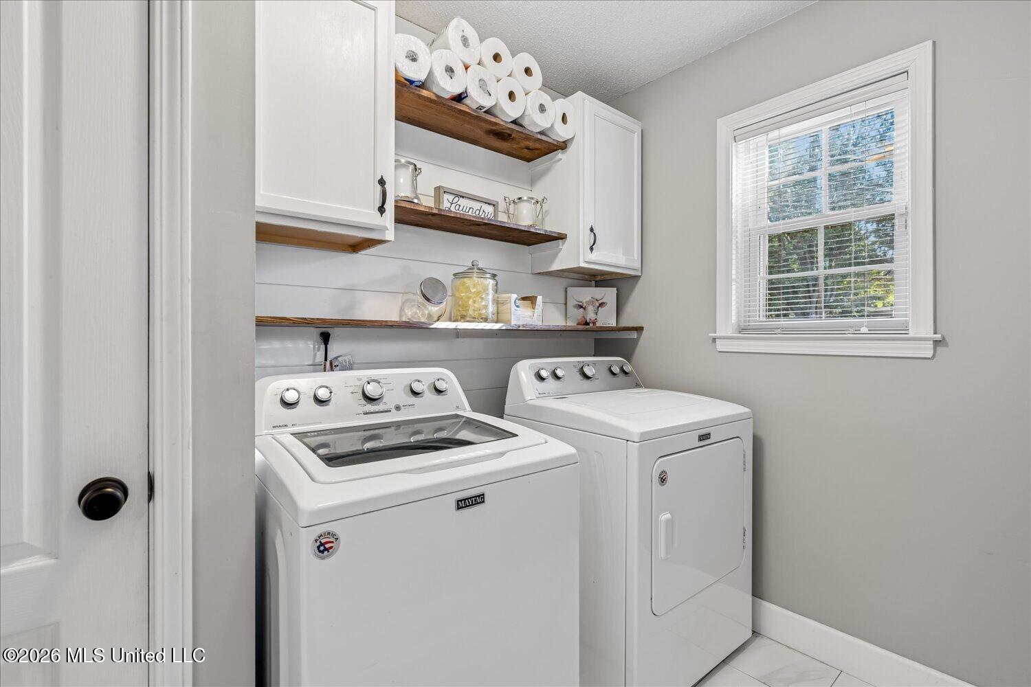 9062 Hickory Drive Property Photo 16