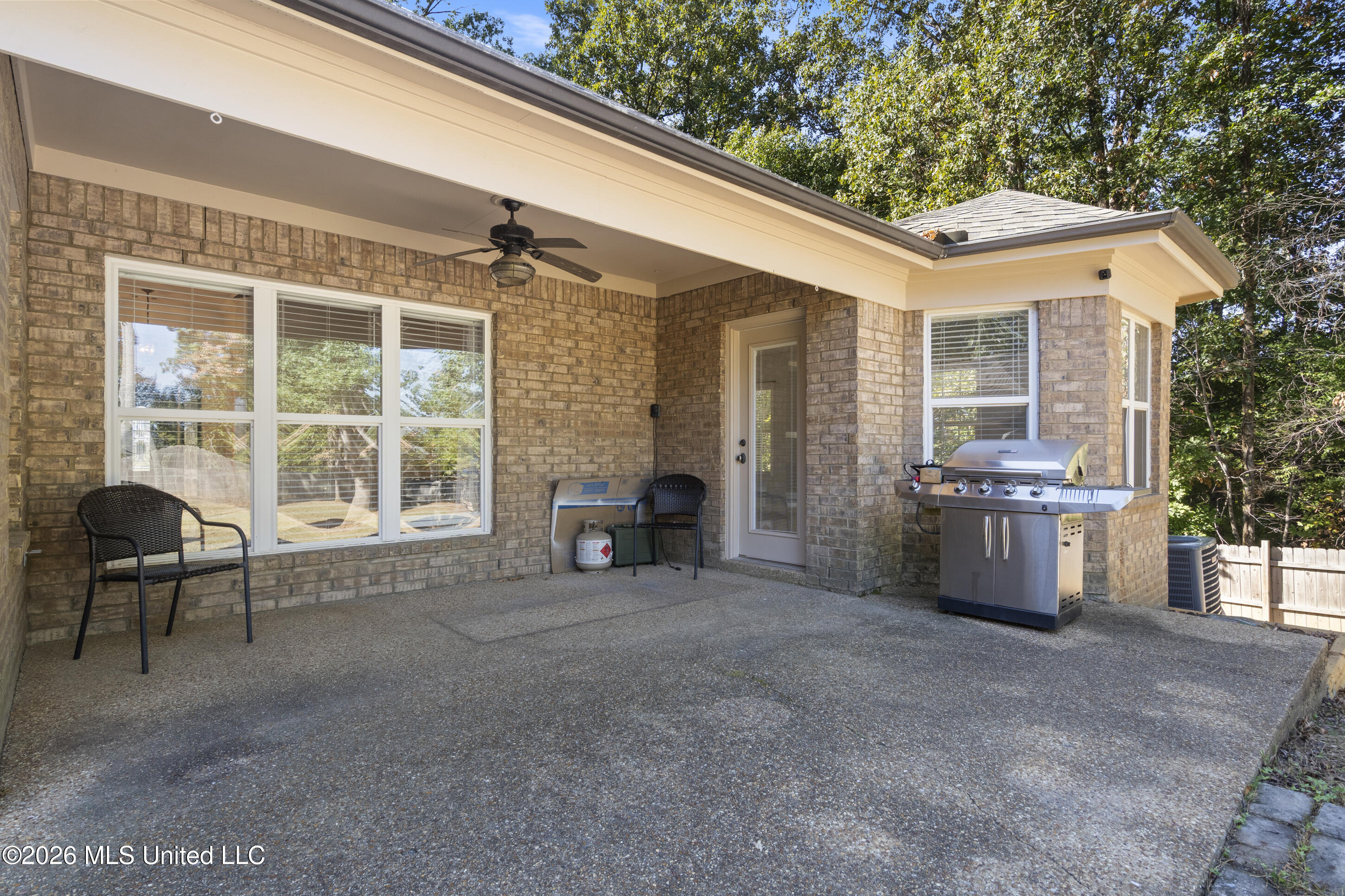 2138 College Road Property Photo 7