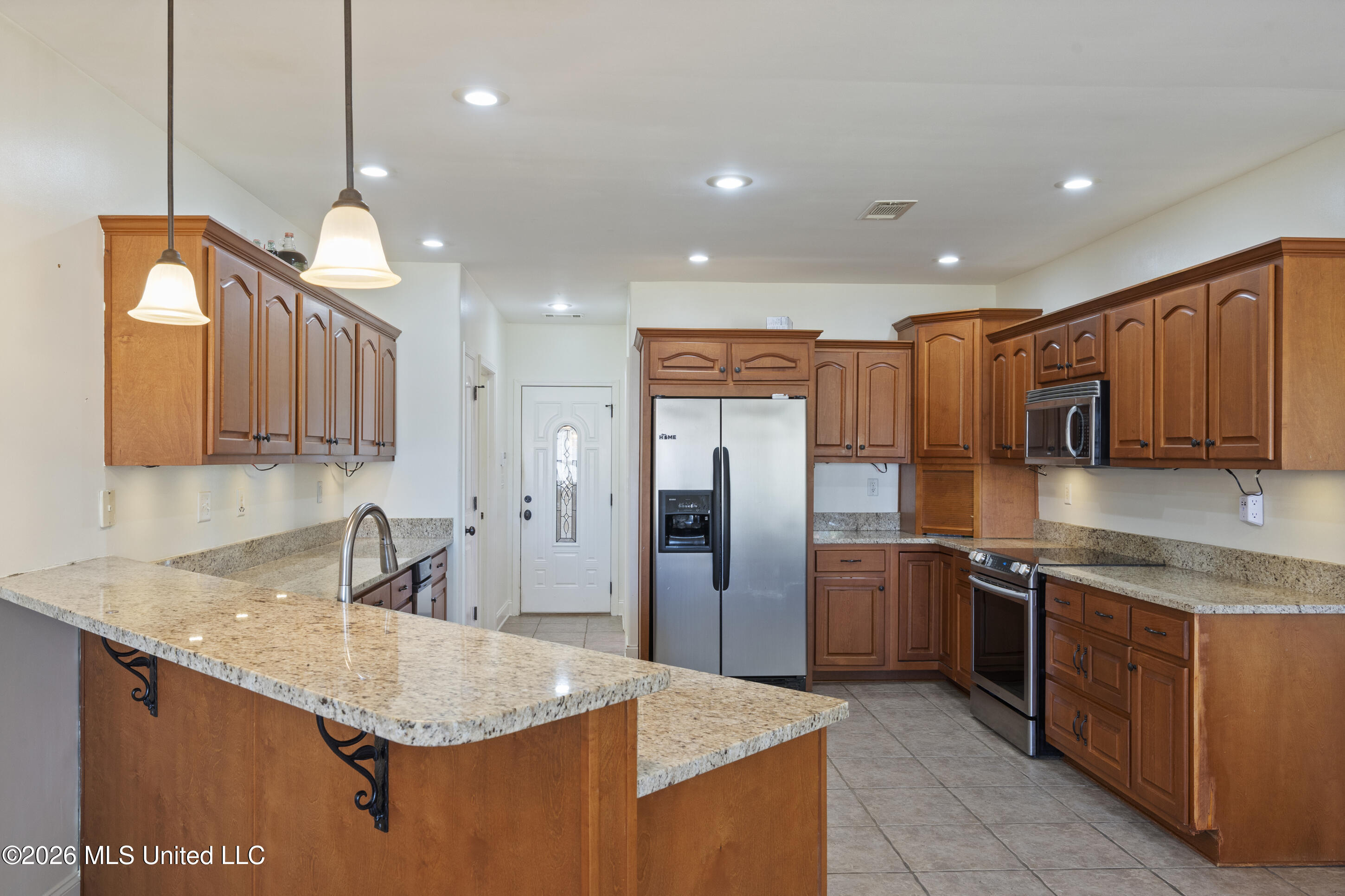 2138 College Road Property Photo 14