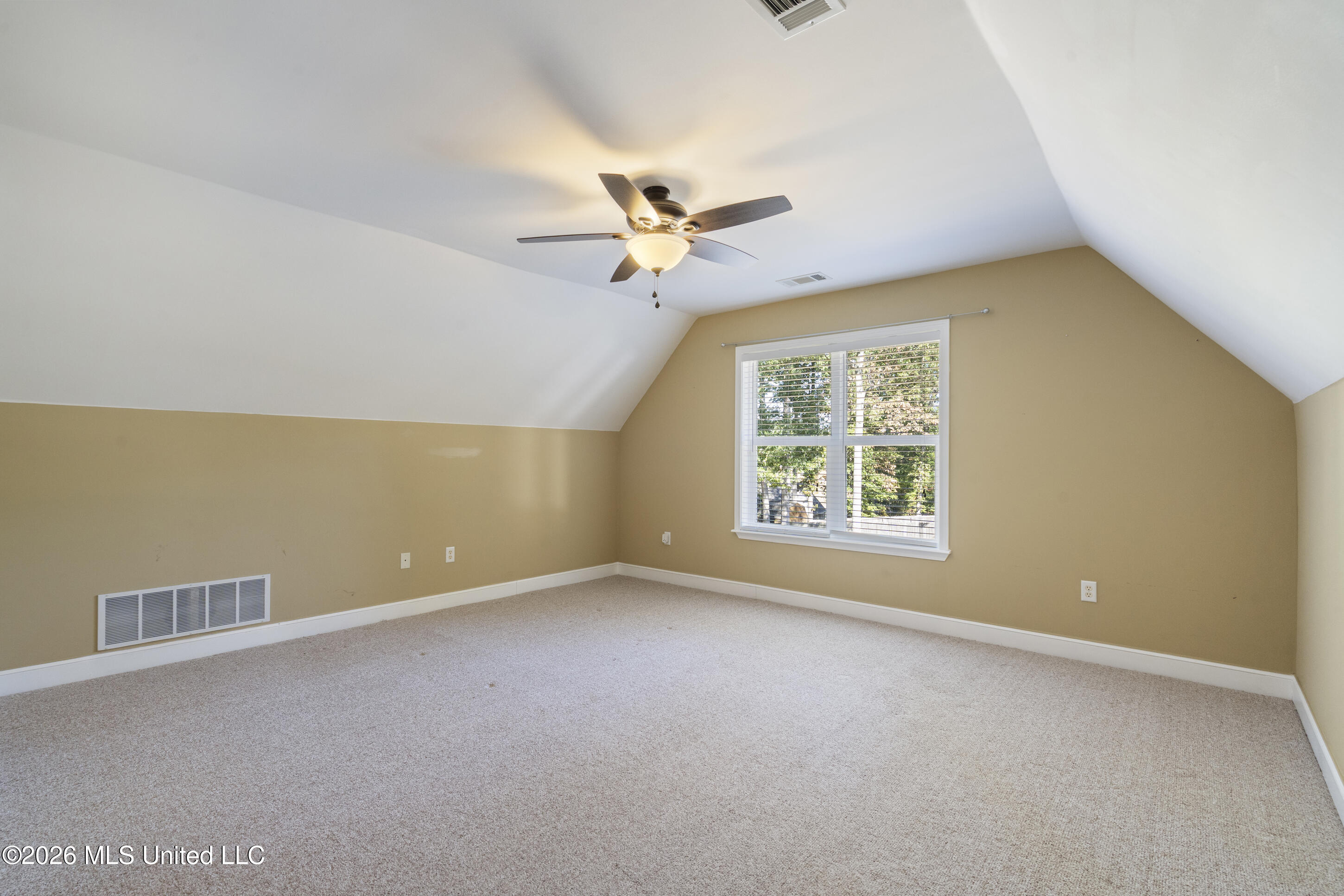 2138 College Road Property Photo 37