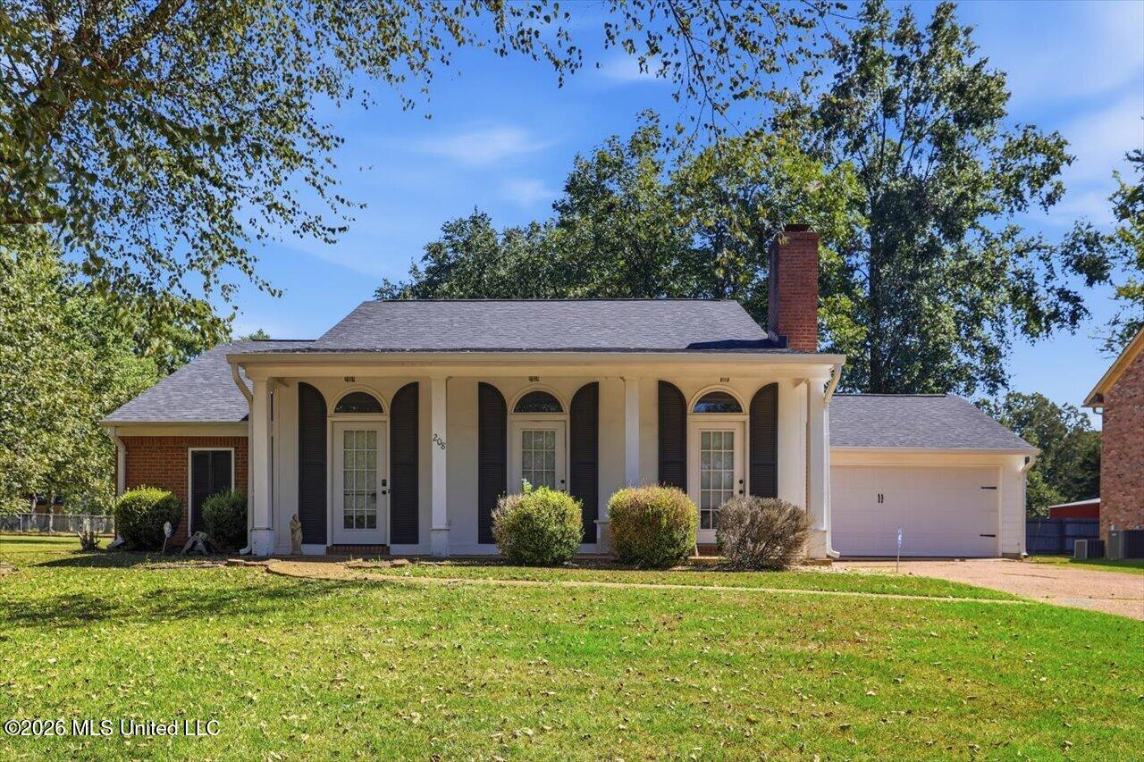 208 Waverly Place Property Photo 1