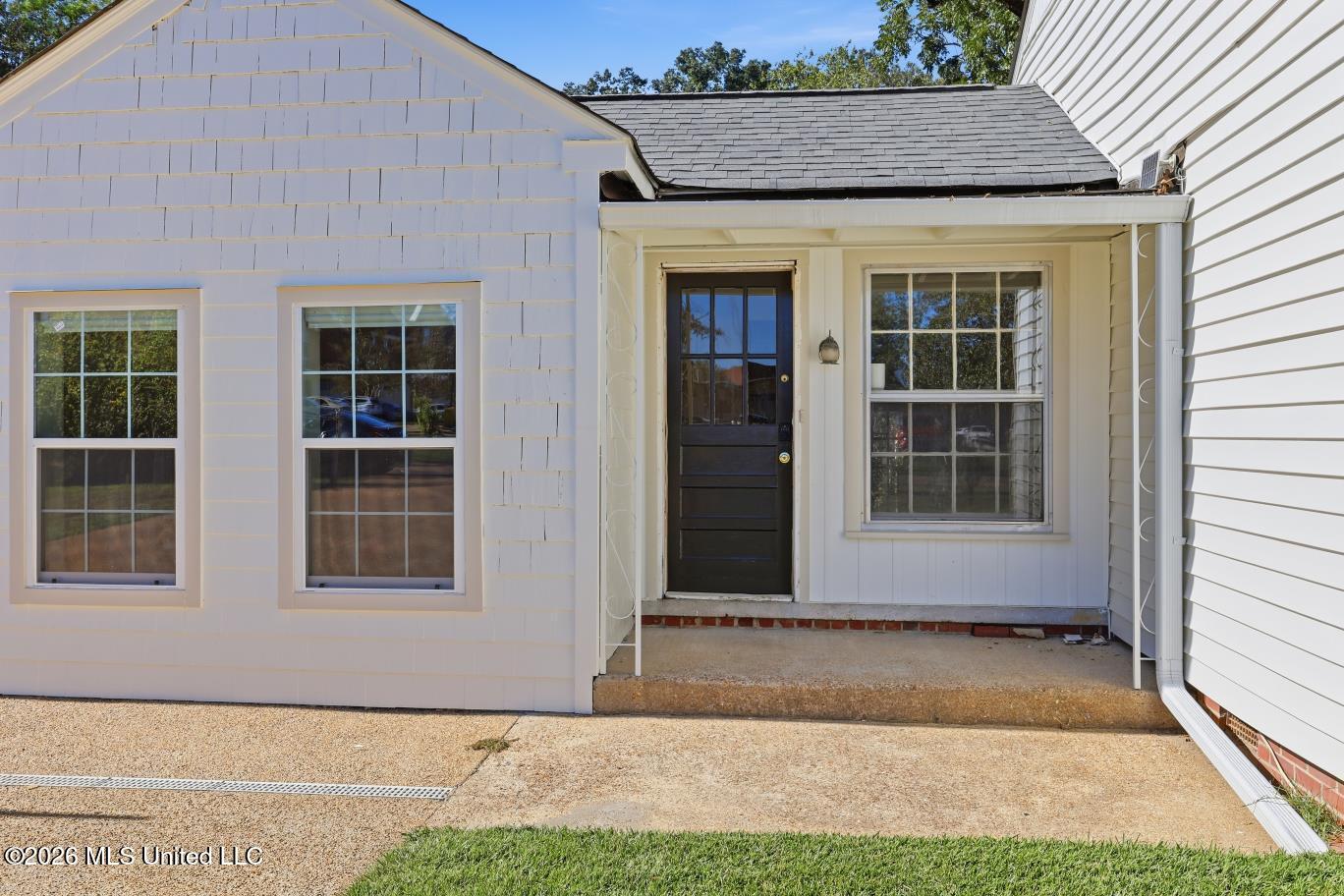 129 Mimosa Street Property Photo 5