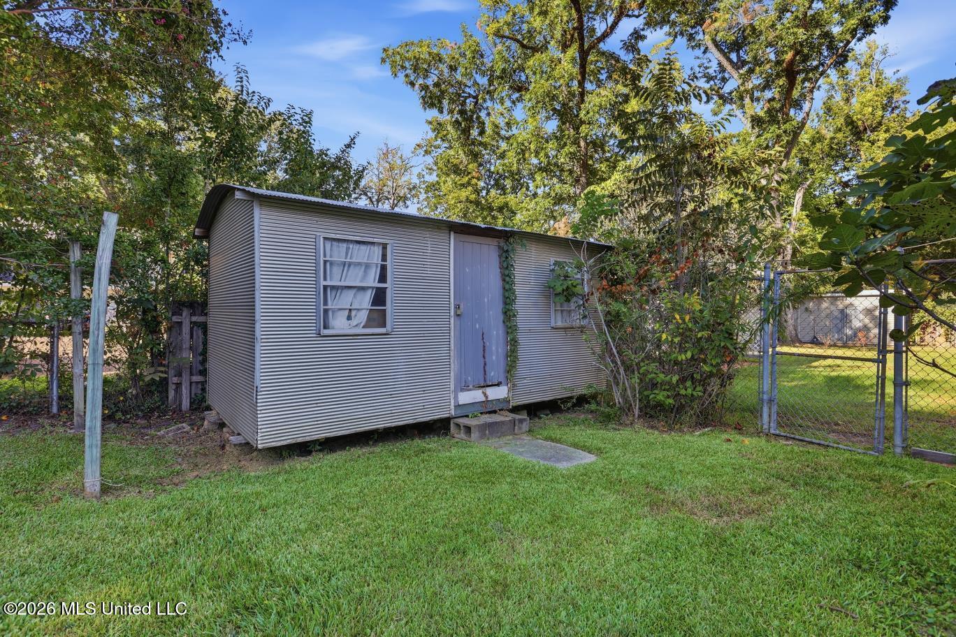 129 Mimosa Street Property Photo 30