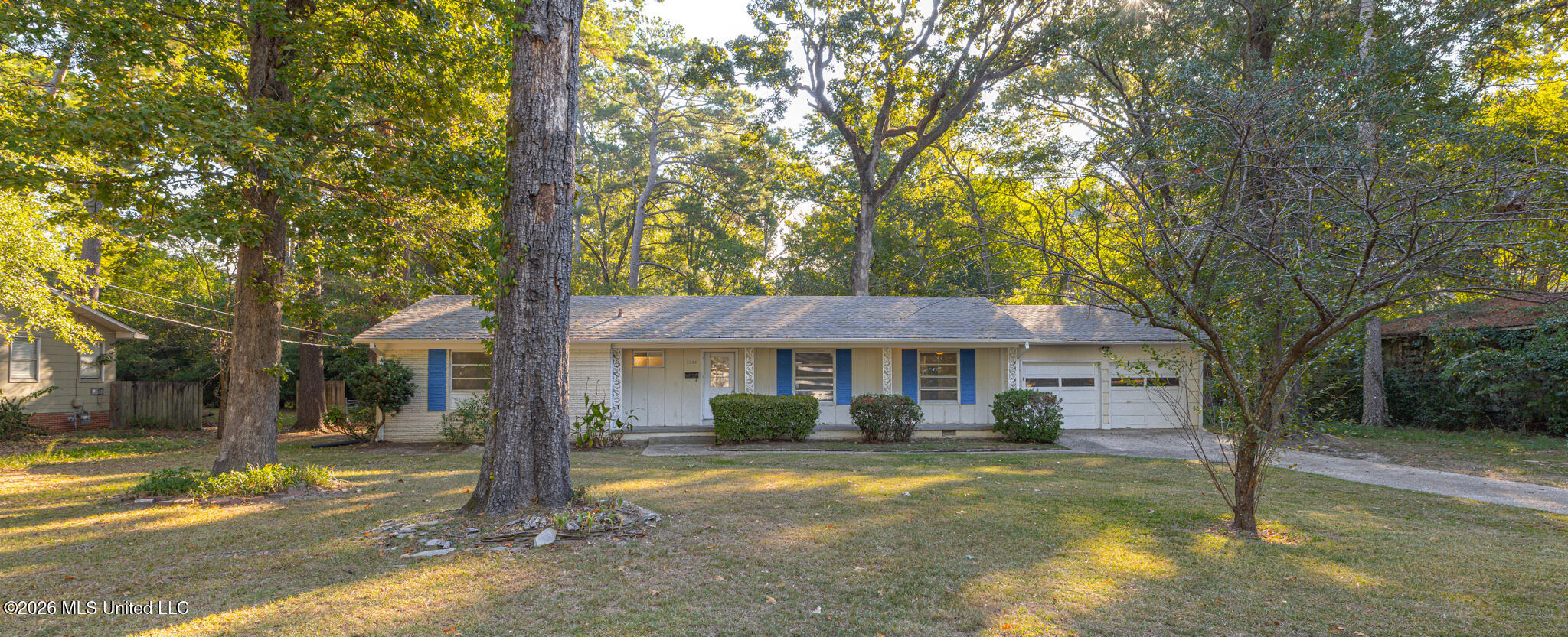 5544 Wayneland Drive Property Photo 1