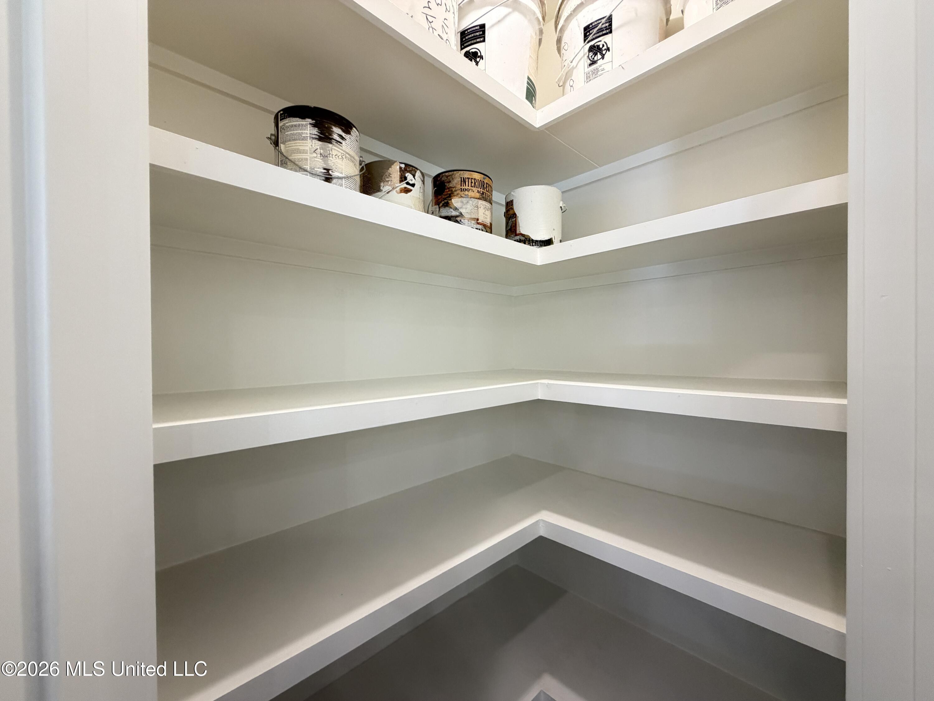222 Anderson Oaks Drive Property Photo 12