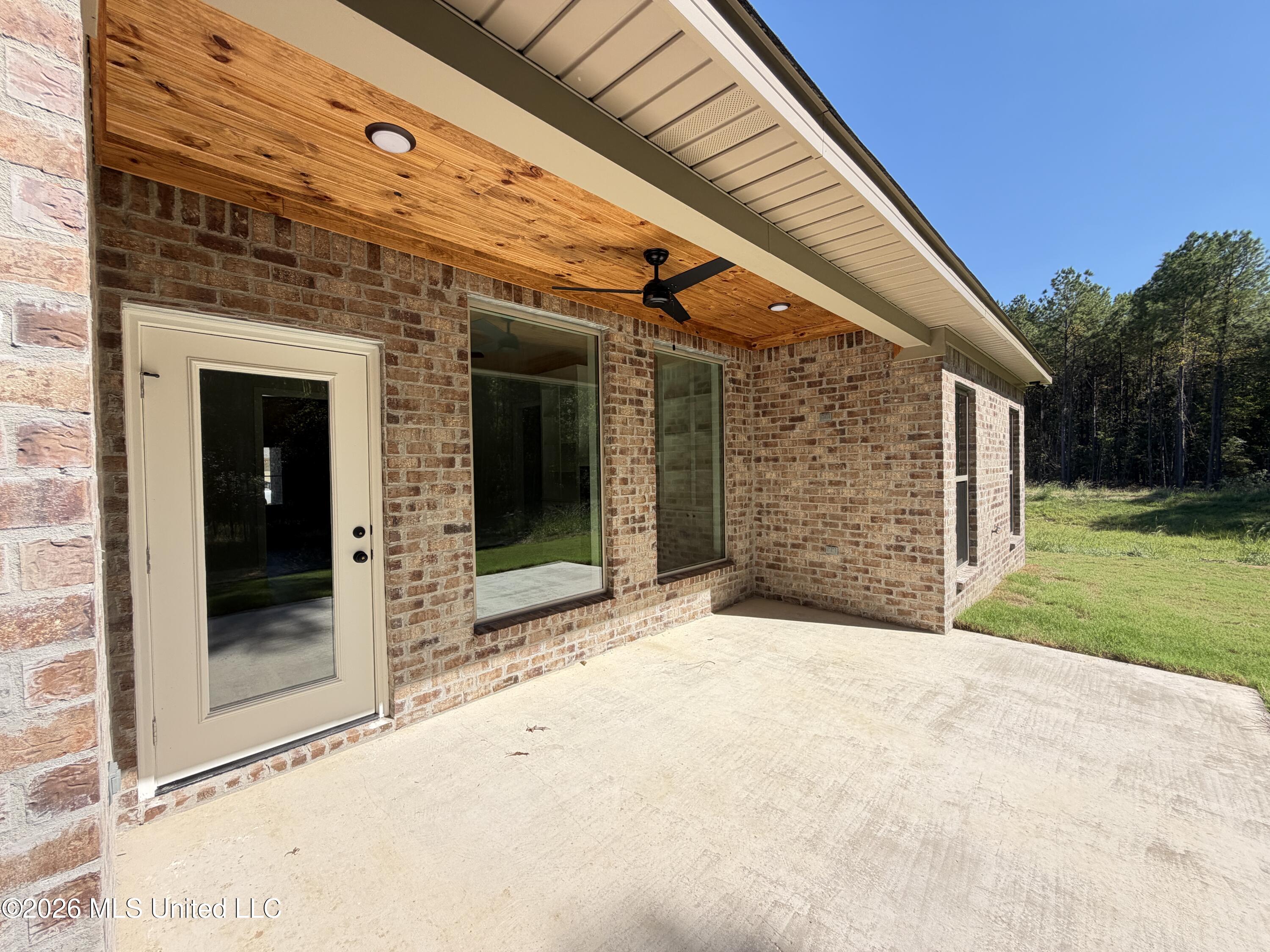 222 Anderson Oaks Drive Property Photo 29