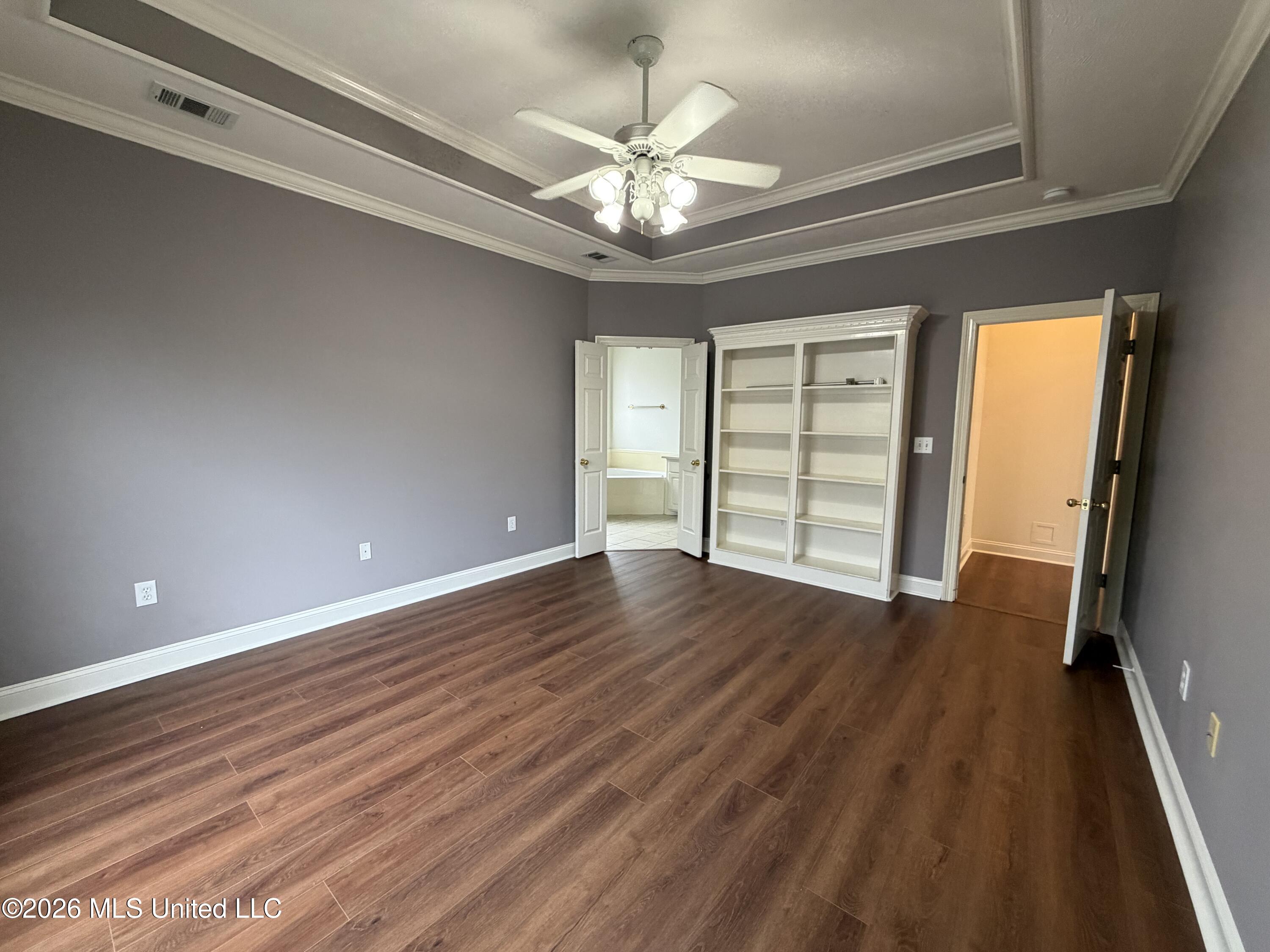 2141 W Fairway Drive Property Photo 11