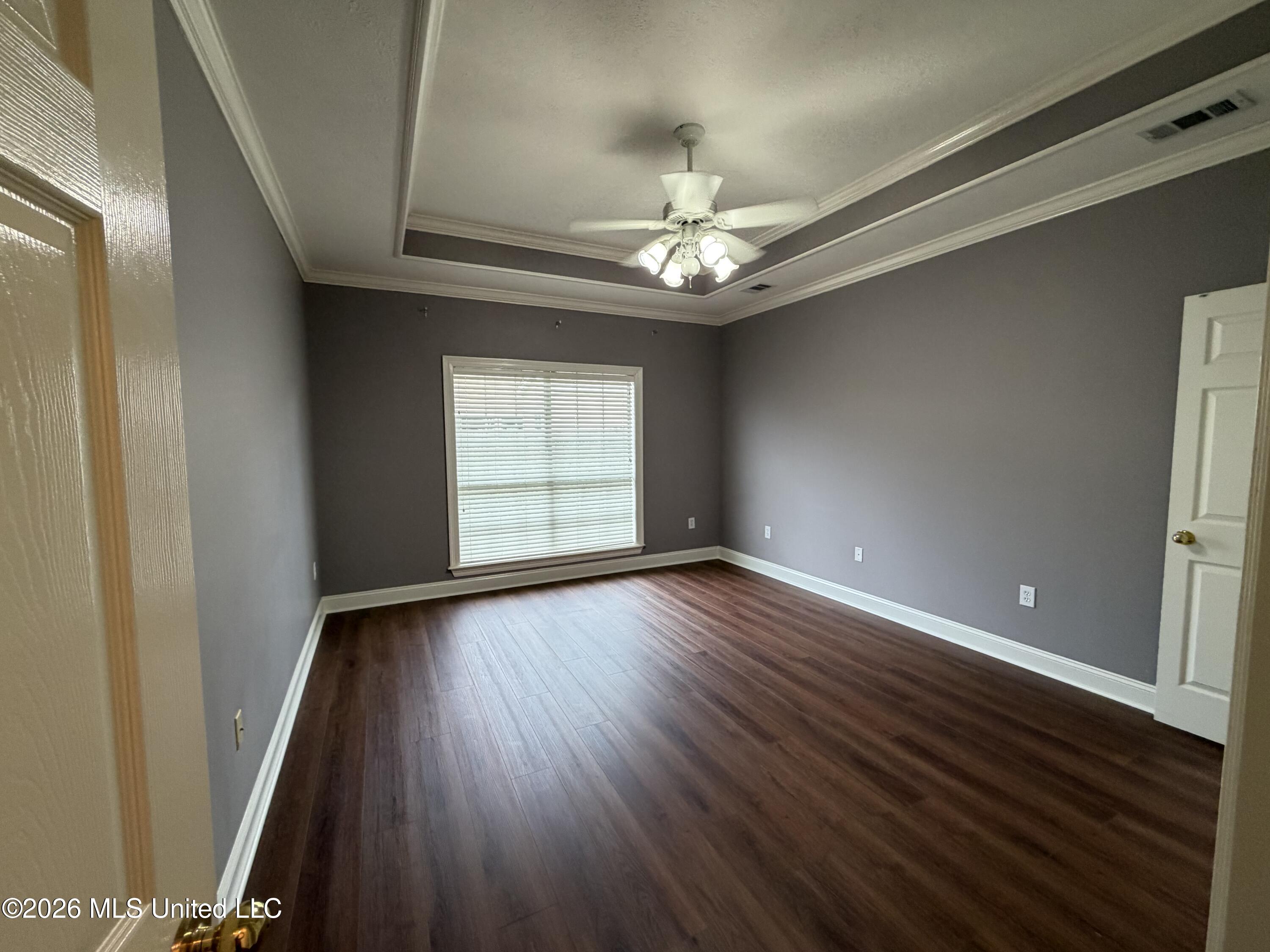 2141 W Fairway Drive Property Photo 12