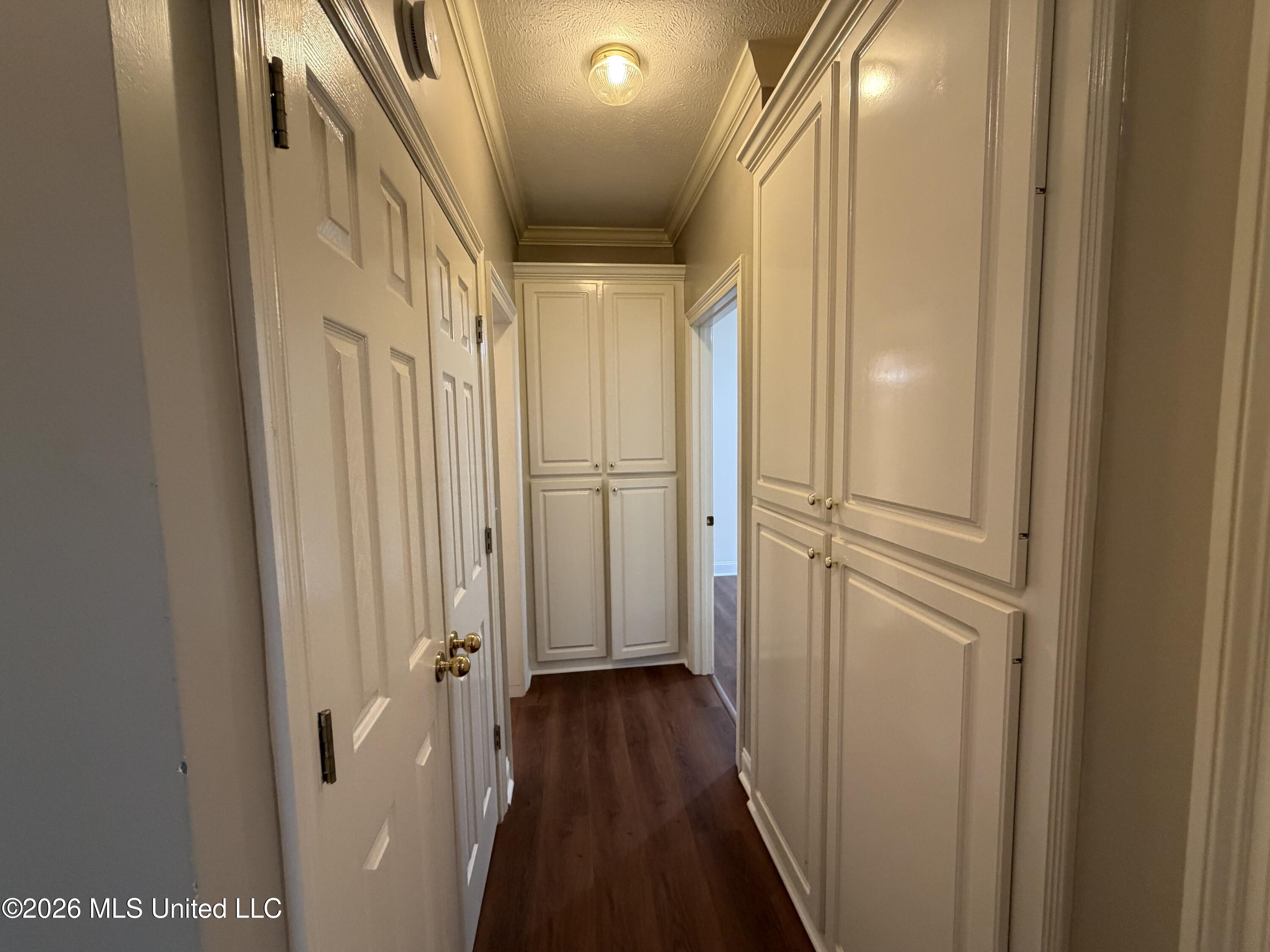 2141 W Fairway Drive Property Photo 17