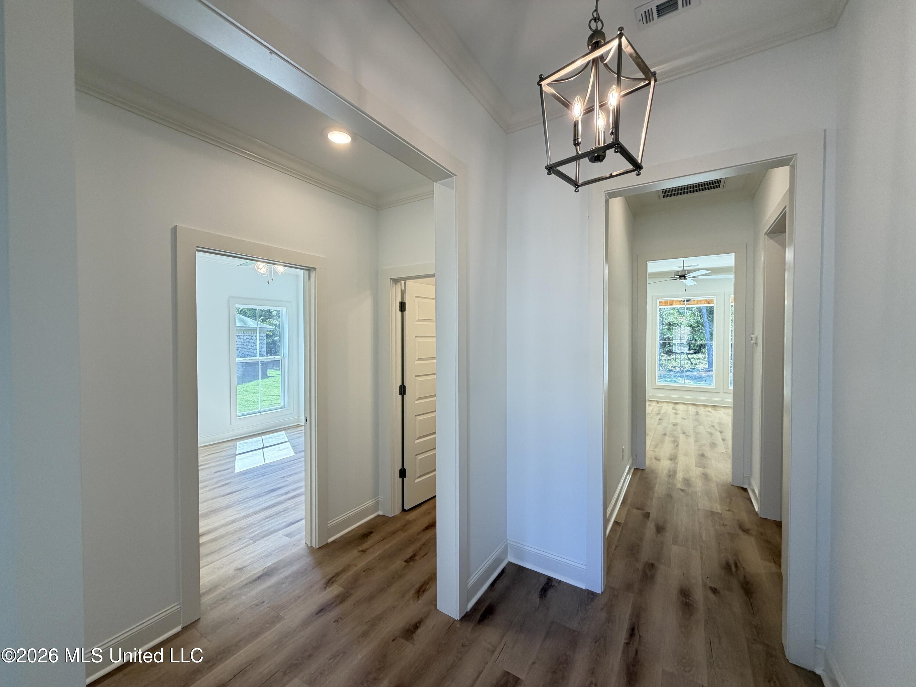 220 Anderson Oaks Drive Property Photo 3