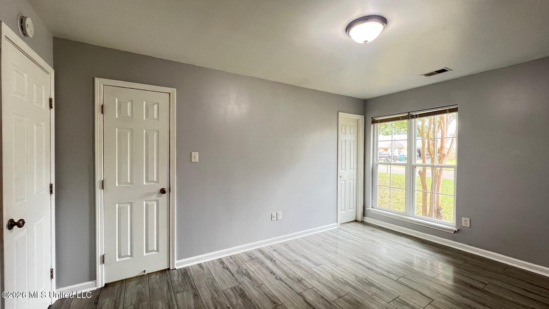5344 Woodchase Drive Property Photo 15