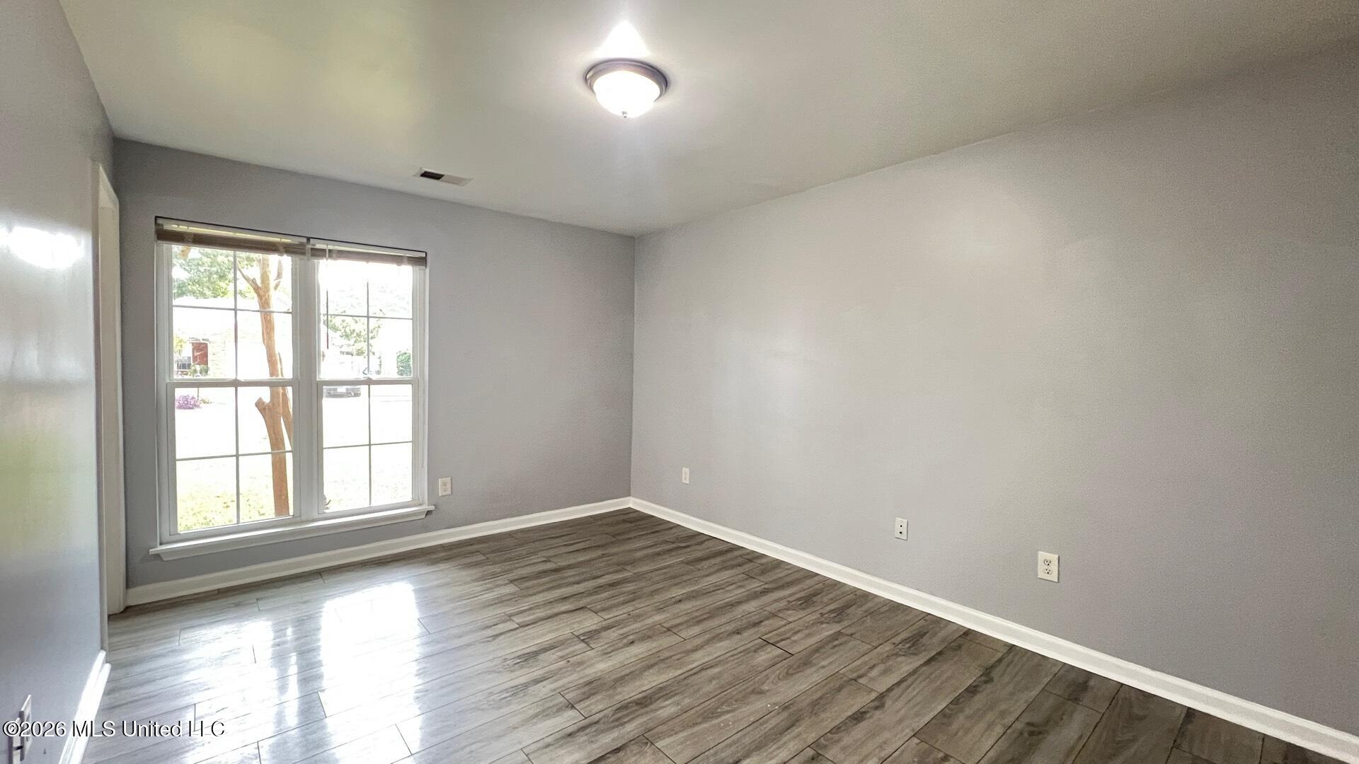 5344 Woodchase Drive Property Photo 17