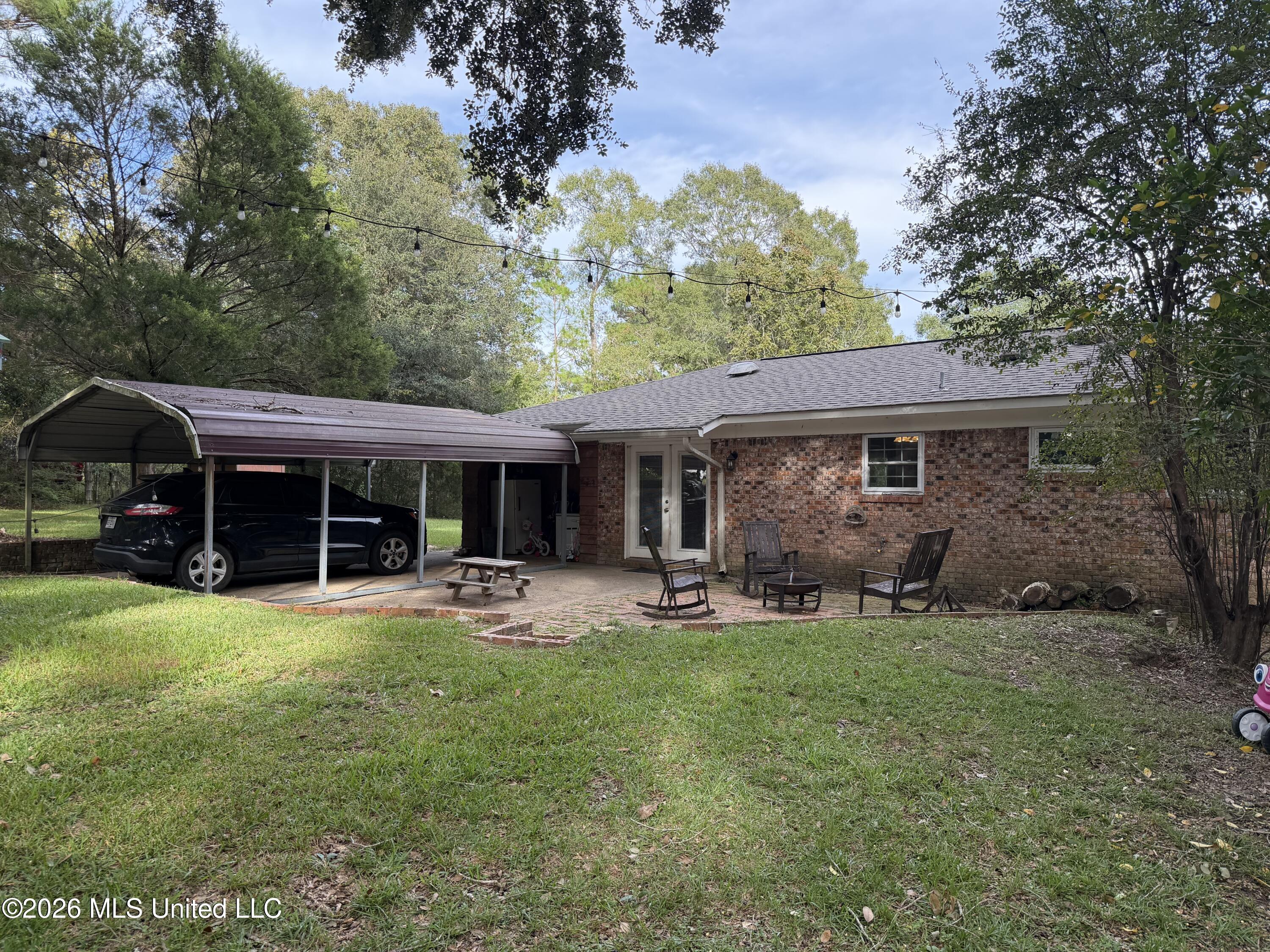 150 Devaughn Road Property Photo 5