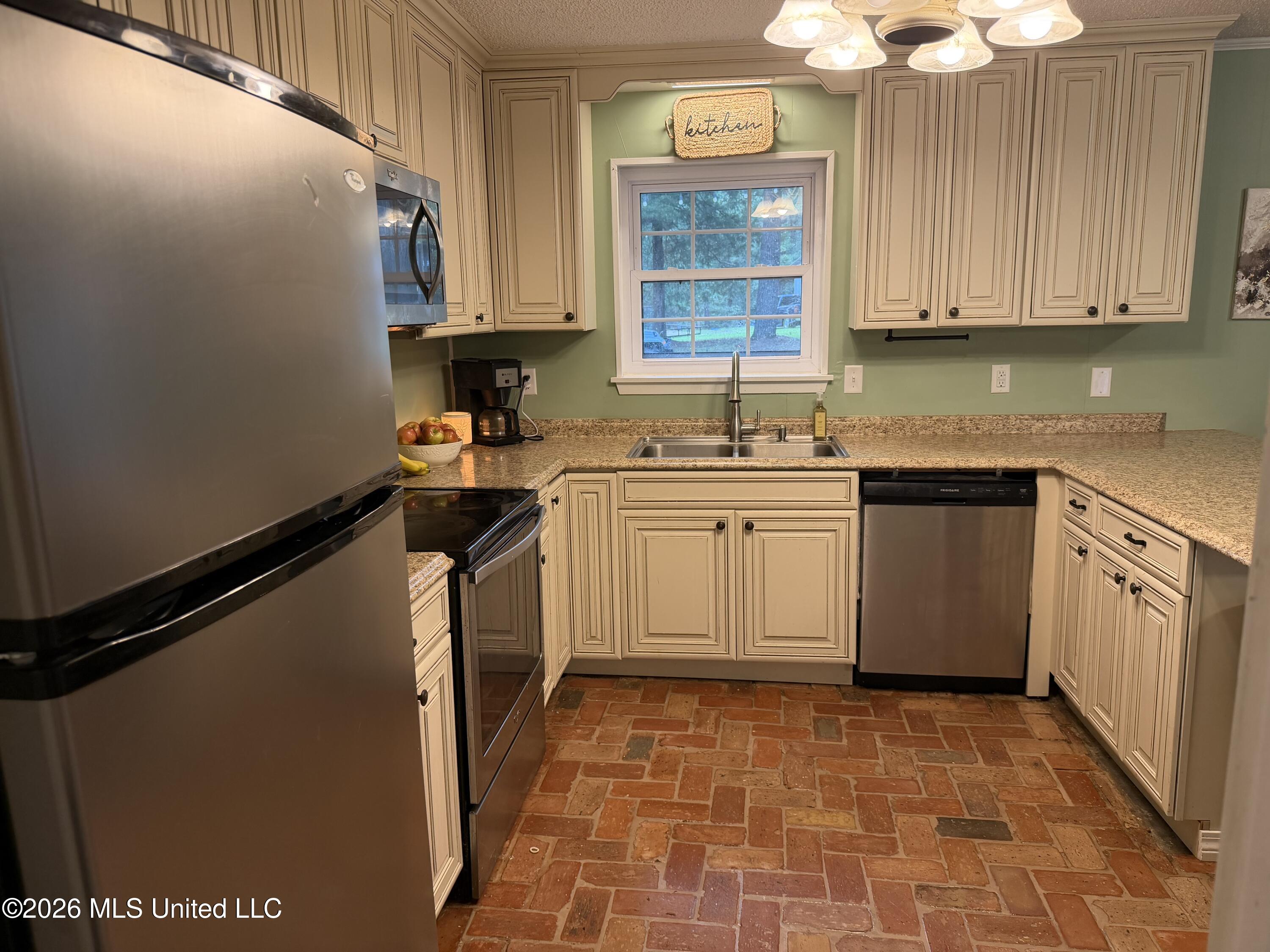 150 Devaughn Road Property Photo 12